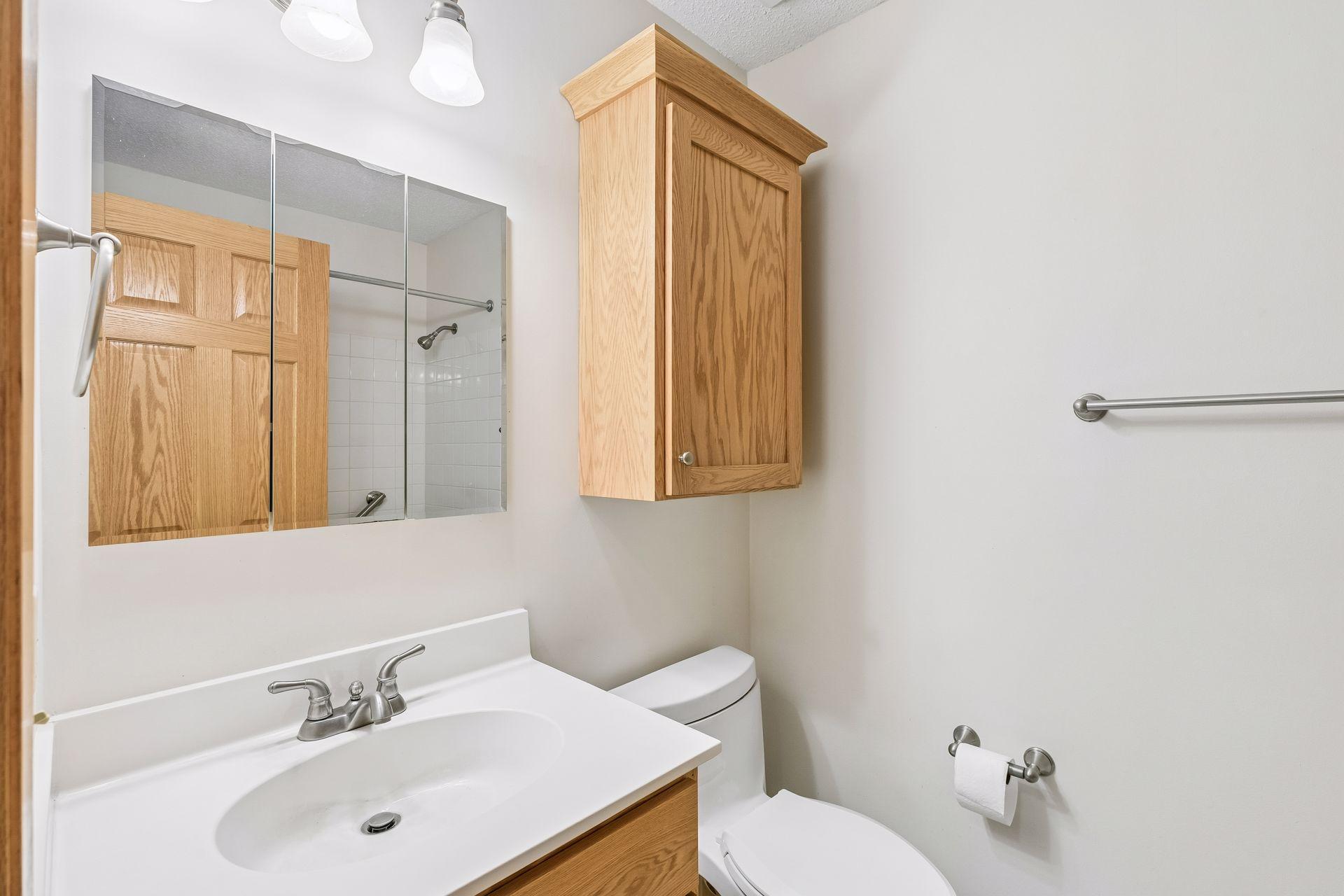 View of Residential at 4515 Redwood Circle, Minnetonka MN 55345, Minnetonka (13 of 22) - Mike Wilen | Minnesota Team Real Estate