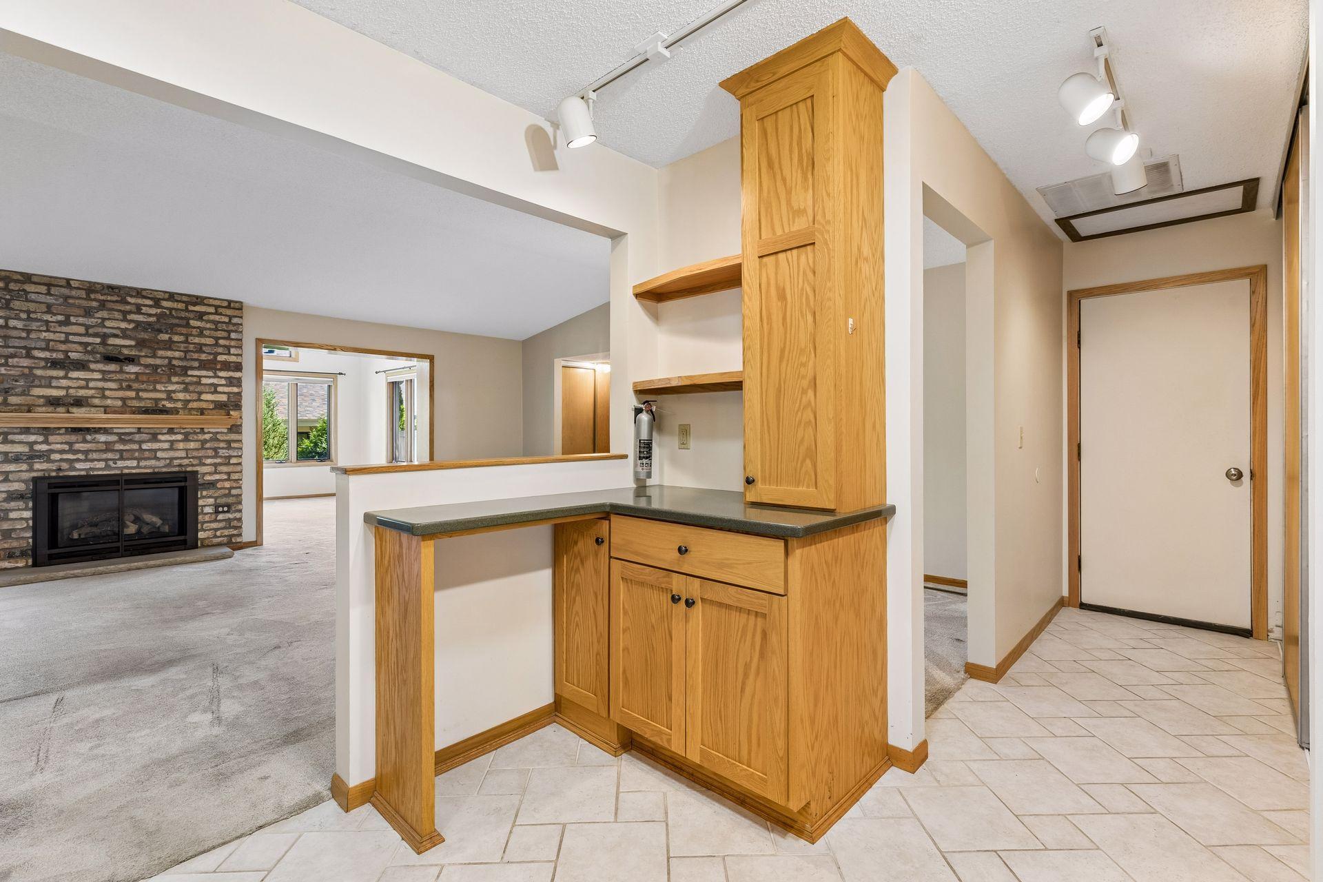 View of Residential at 4515 Redwood Circle, Minnetonka MN 55345, Minnetonka (10 of 22) - Mike Wilen | Minnesota Team Real Estate
