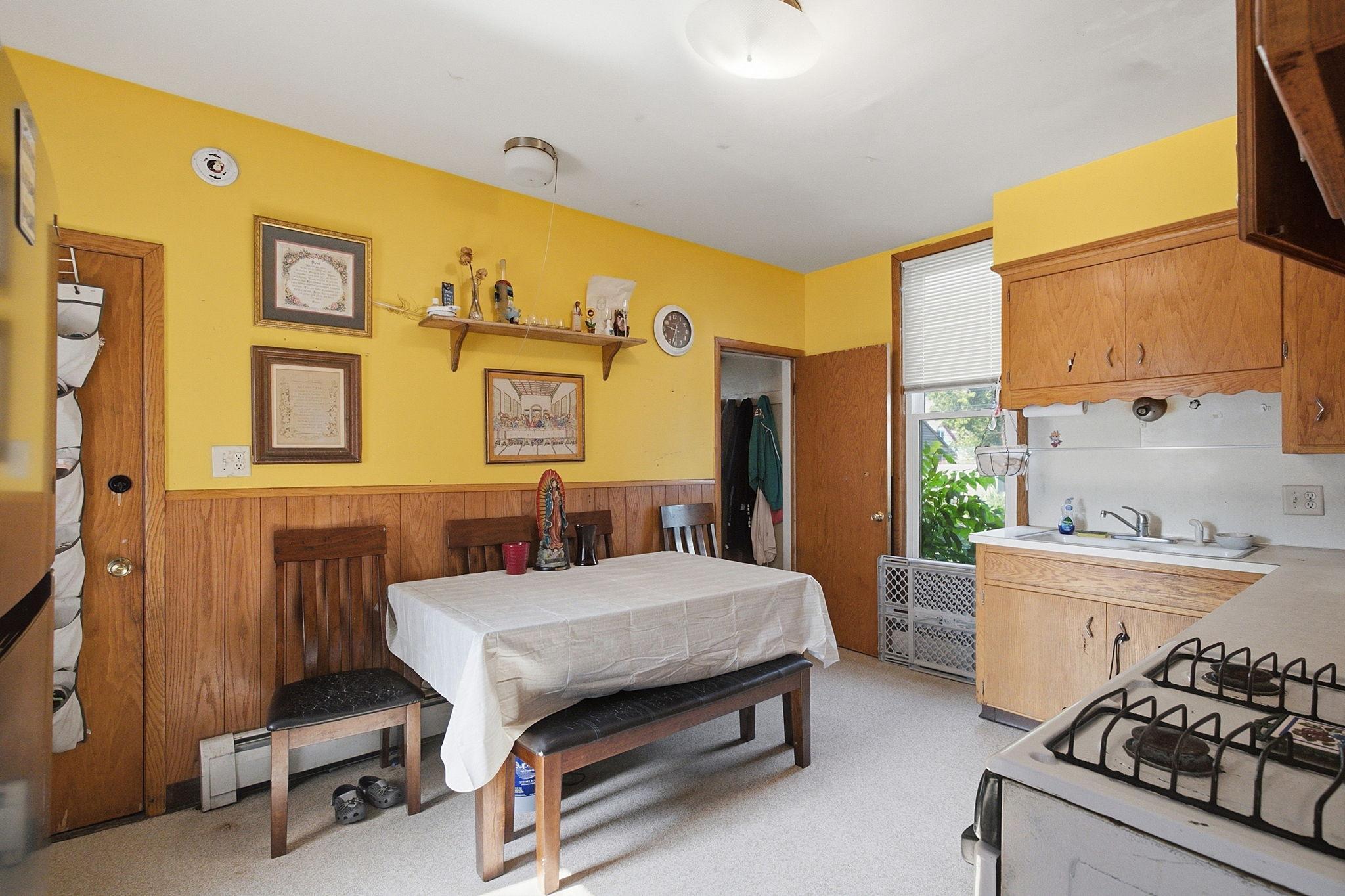 View of Residential Income at 852 Jessamine Avenue, Saint Paul MN 55106, Saint Paul (30 of 80) - Mike Wilen | Minnesota Team Real Estate