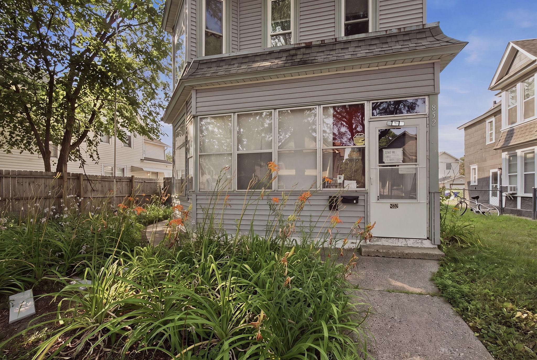 View of Residential Income at 852 Jessamine Avenue, Saint Paul MN 55106, Saint Paul (4 of 80) - Mike Wilen | Minnesota Team Real Estate