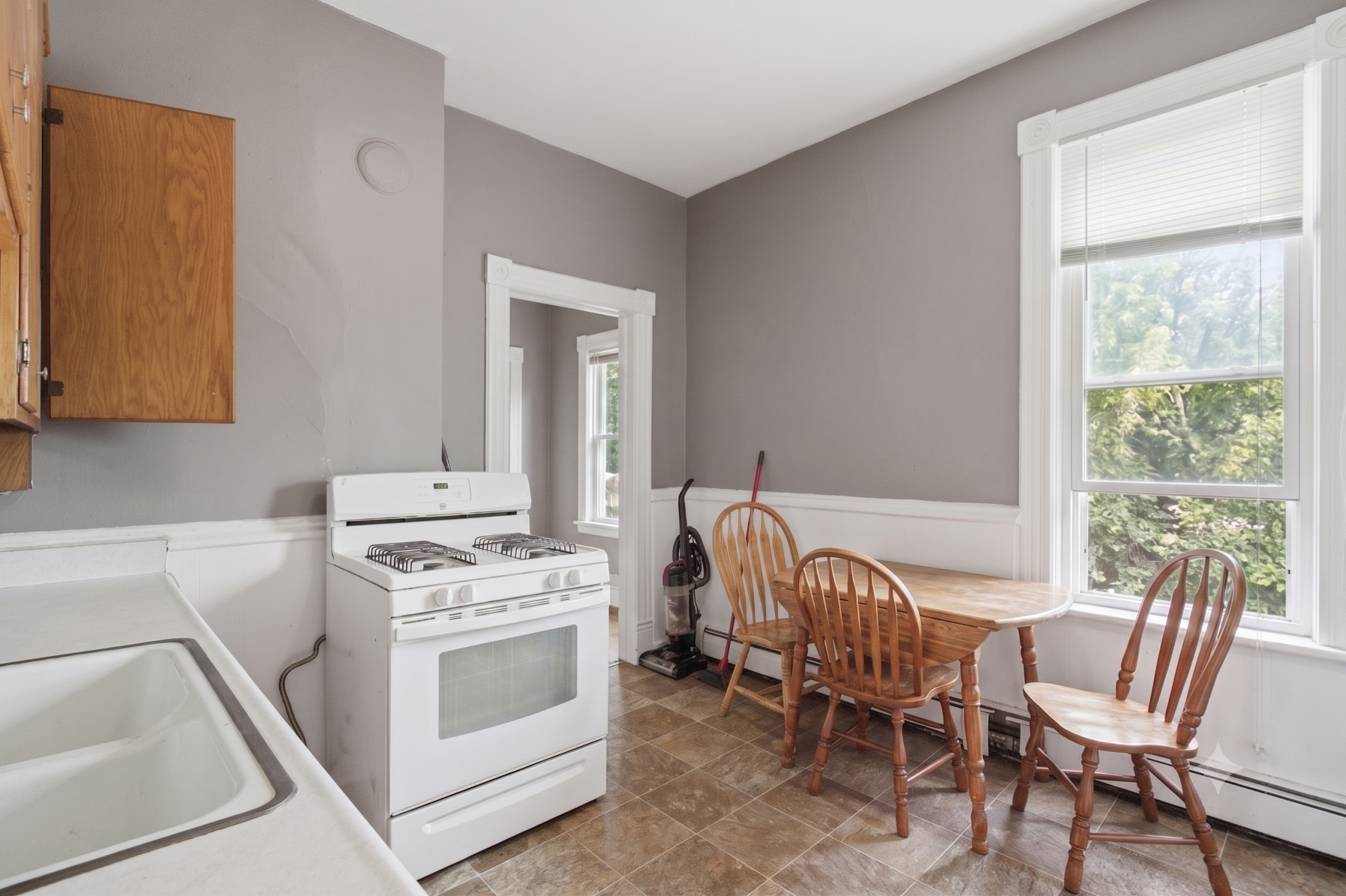 View of Residential Income at 852 Jessamine Avenue, Saint Paul MN 55106, Saint Paul (56 of 80) - Mike Wilen | Minnesota Team Real Estate