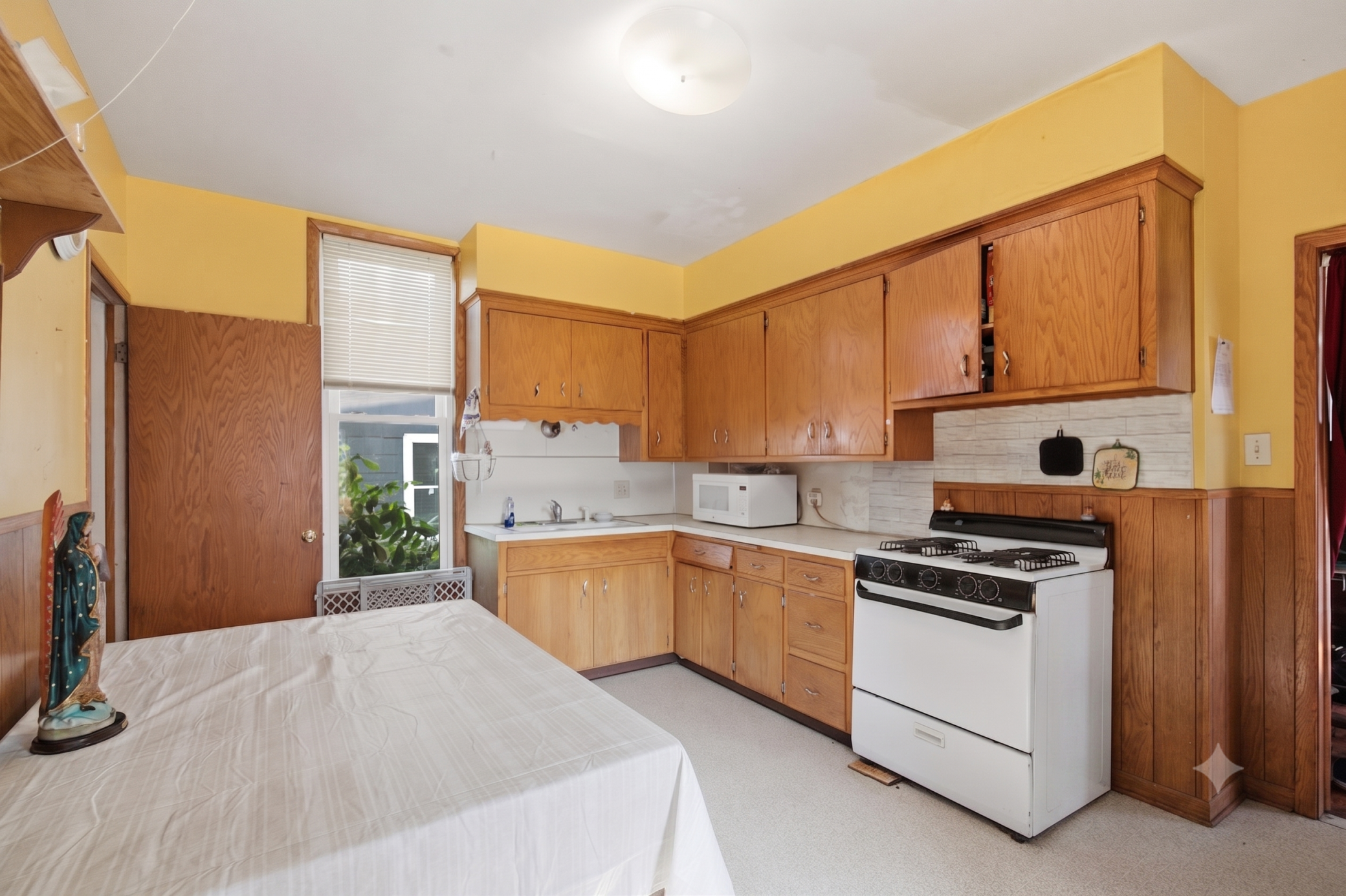 View of Residential Income at 852 Jessamine Avenue, Saint Paul MN 55106, Saint Paul (32 of 80) - Mike Wilen | Minnesota Team Real Estate