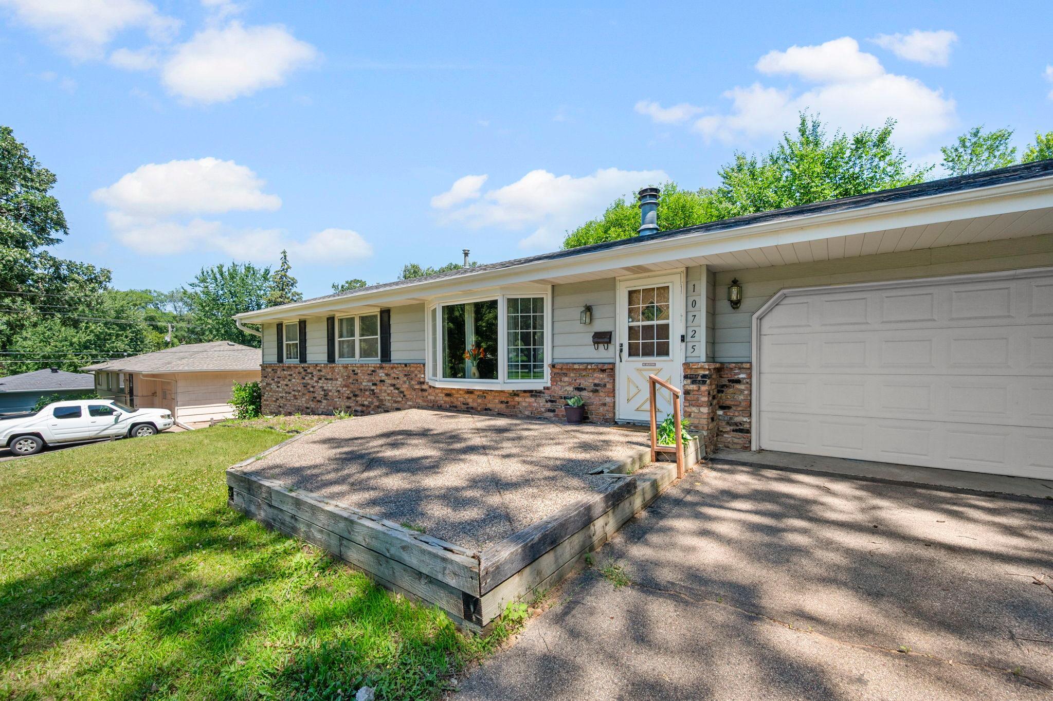 View of Residential at 10725 Rich Avenue, Bloomington MN 55437, Bloomington (23 of 25) - Mike Wilen | Minnesota Team Real Estate