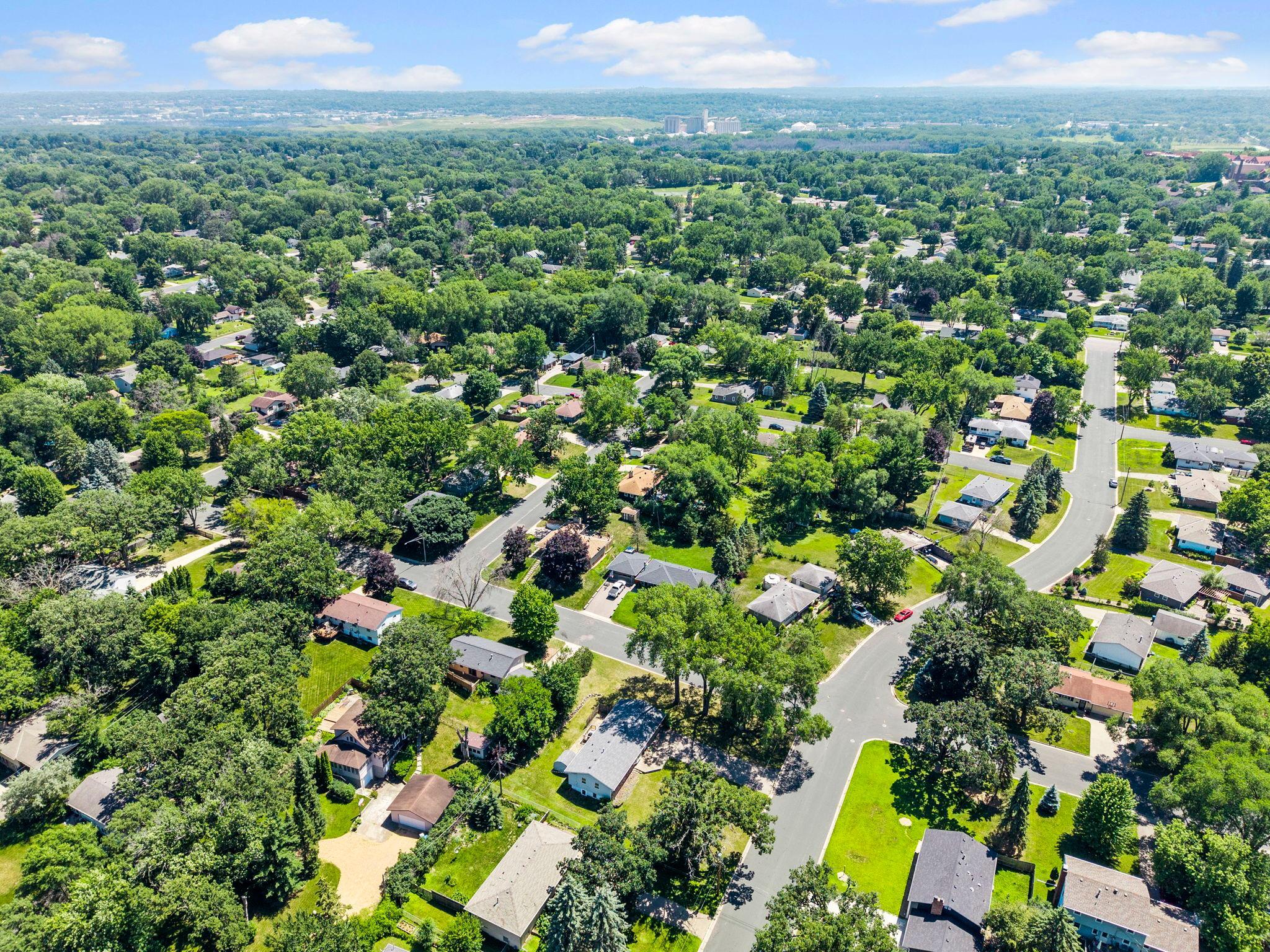 View of Residential at 10725 Rich Avenue, Bloomington MN 55437, Bloomington (2 of 25) - Mike Wilen | Minnesota Team Real Estate