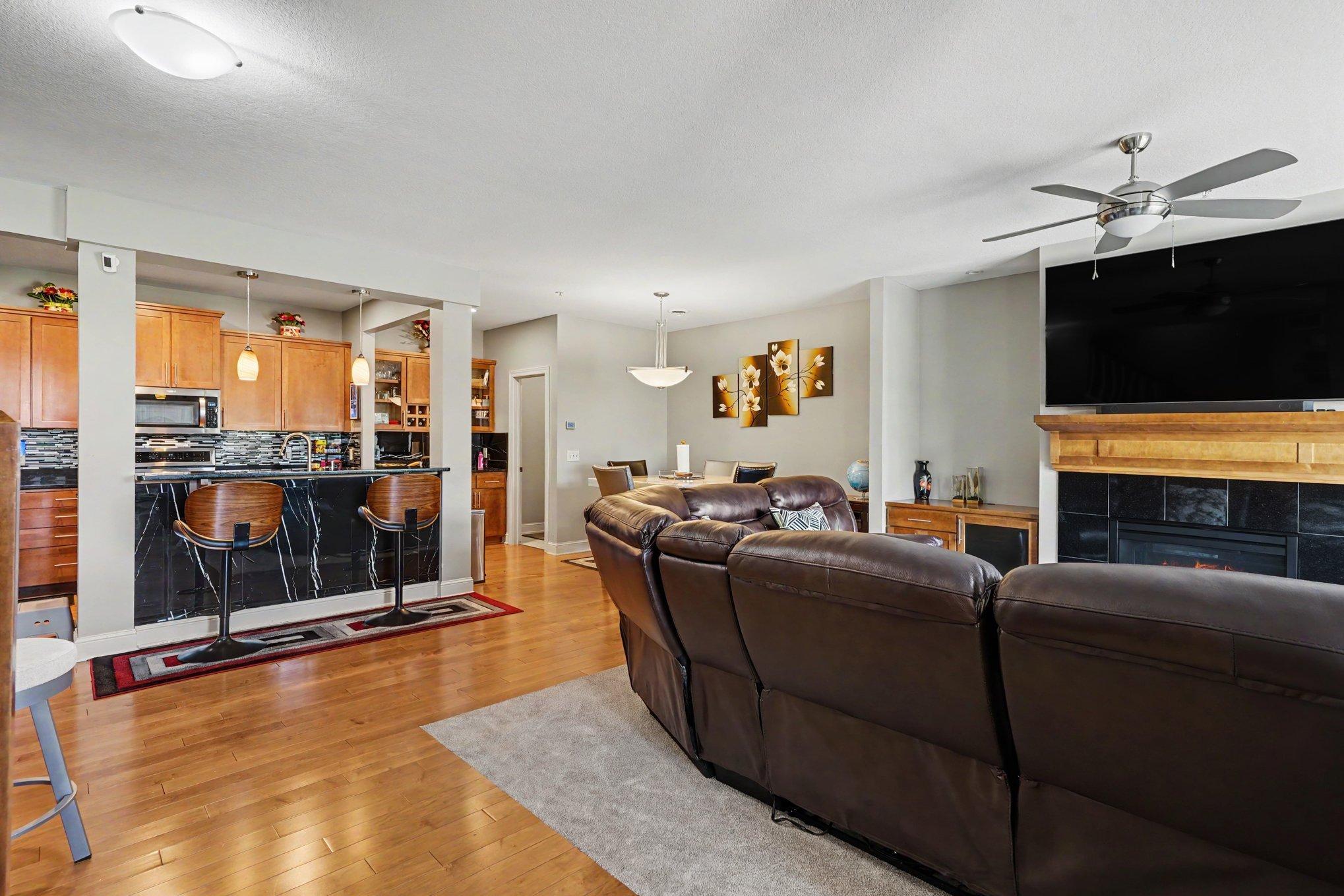 View of Residential at 14588 Florissant Path #5090, Apple Valley MN 55124, Apple Valley (5 of 27) - Mike Wilen | Minnesota Team Real Estate