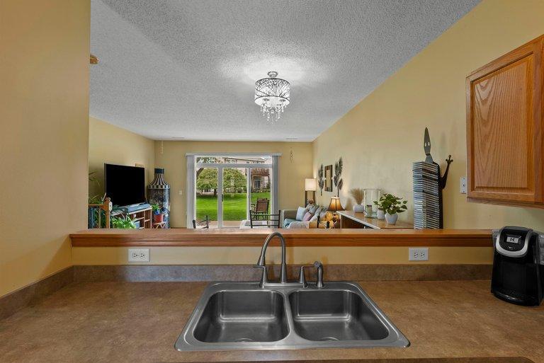 View of Residential at 657 Providence Drive, Shakopee MN 55379, Shakopee (7 of 24) - Mike Wilen | Minnesota Team Real Estate