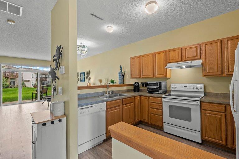 View of Residential at 657 Providence Drive, Shakopee MN 55379, Shakopee (3 of 24) - Mike Wilen | Minnesota Team Real Estate