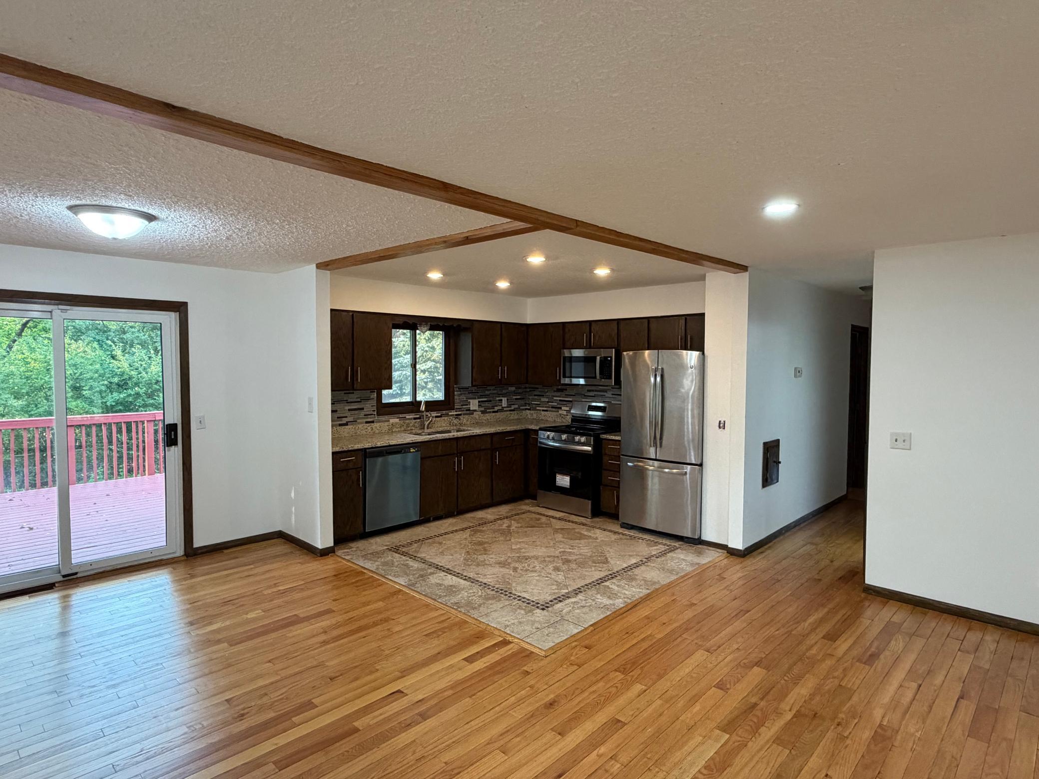 View of Residential at 404 Cimarron Road, Apple Valley MN 55124, Apple Valley (8 of 24) - Mike Wilen | Minnesota Team Real Estate