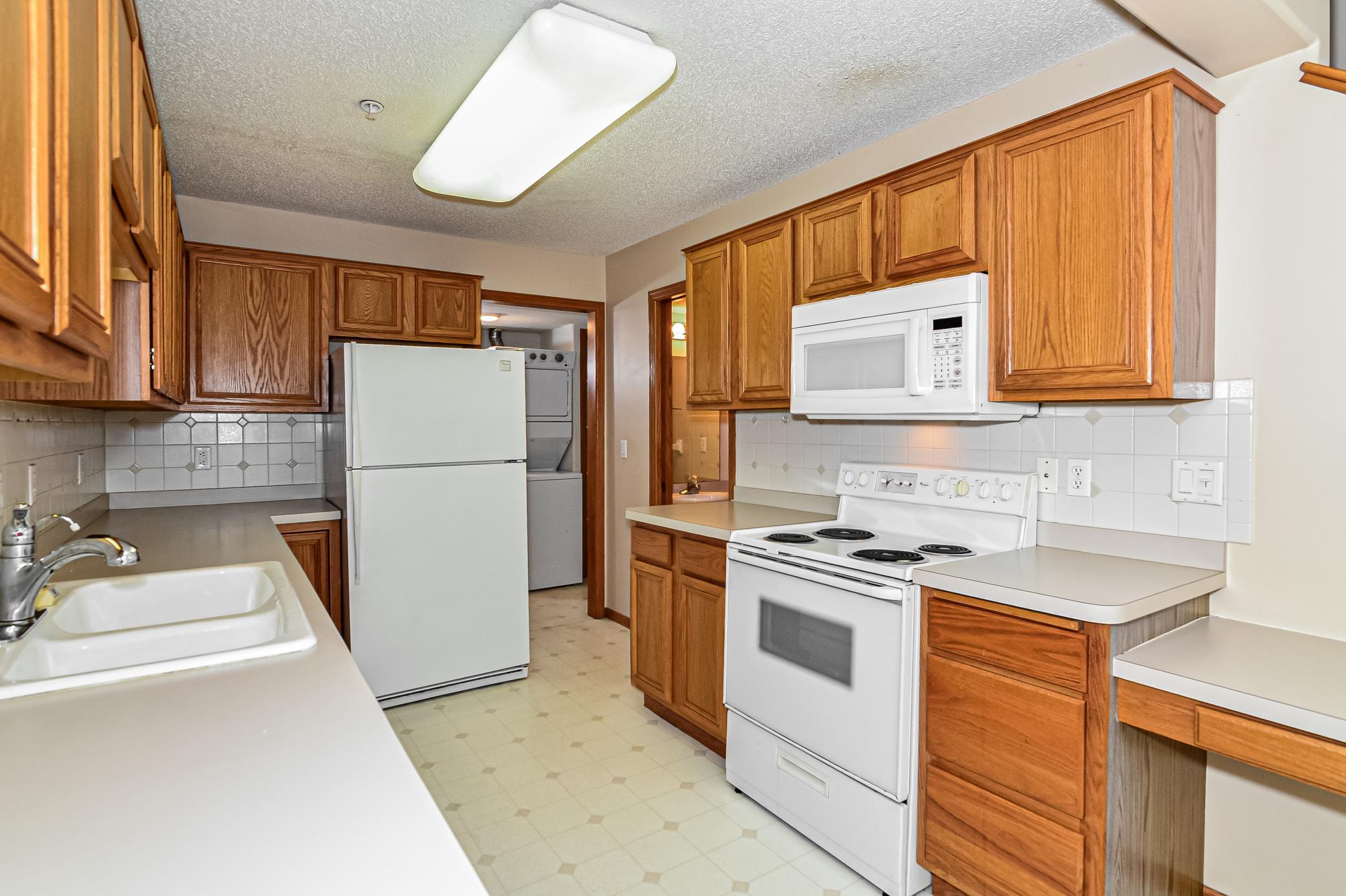 View of Residential at 2795 Ranchview Lane #12, Plymouth MN 55447, Plymouth (6 of 15) - Mike Wilen | Minnesota Team Real Estate