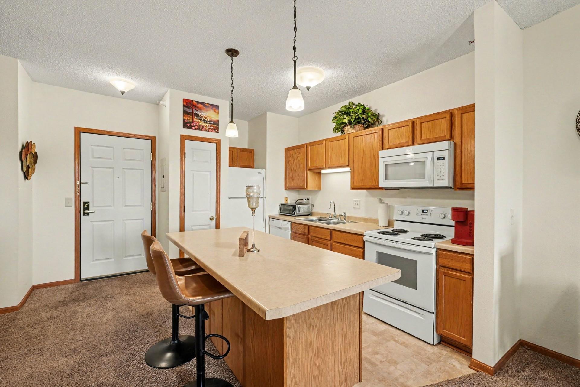 View of Residential at 1776 Maryland Avenue #201, Saint Paul MN 55106, Saint Paul (6 of 14) - Mike Wilen | Minnesota Team Real Estate