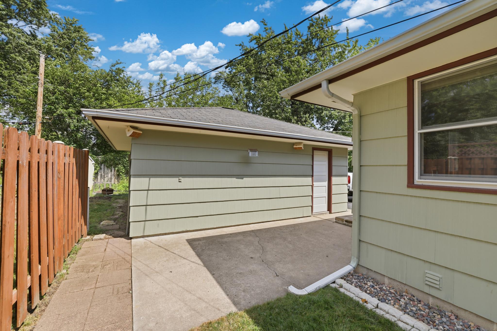 View of Residential at 3110 82nd Street, Bloomington MN 55431, Bloomington (32 of 35) - Mike Wilen | Minnesota Team Real Estate