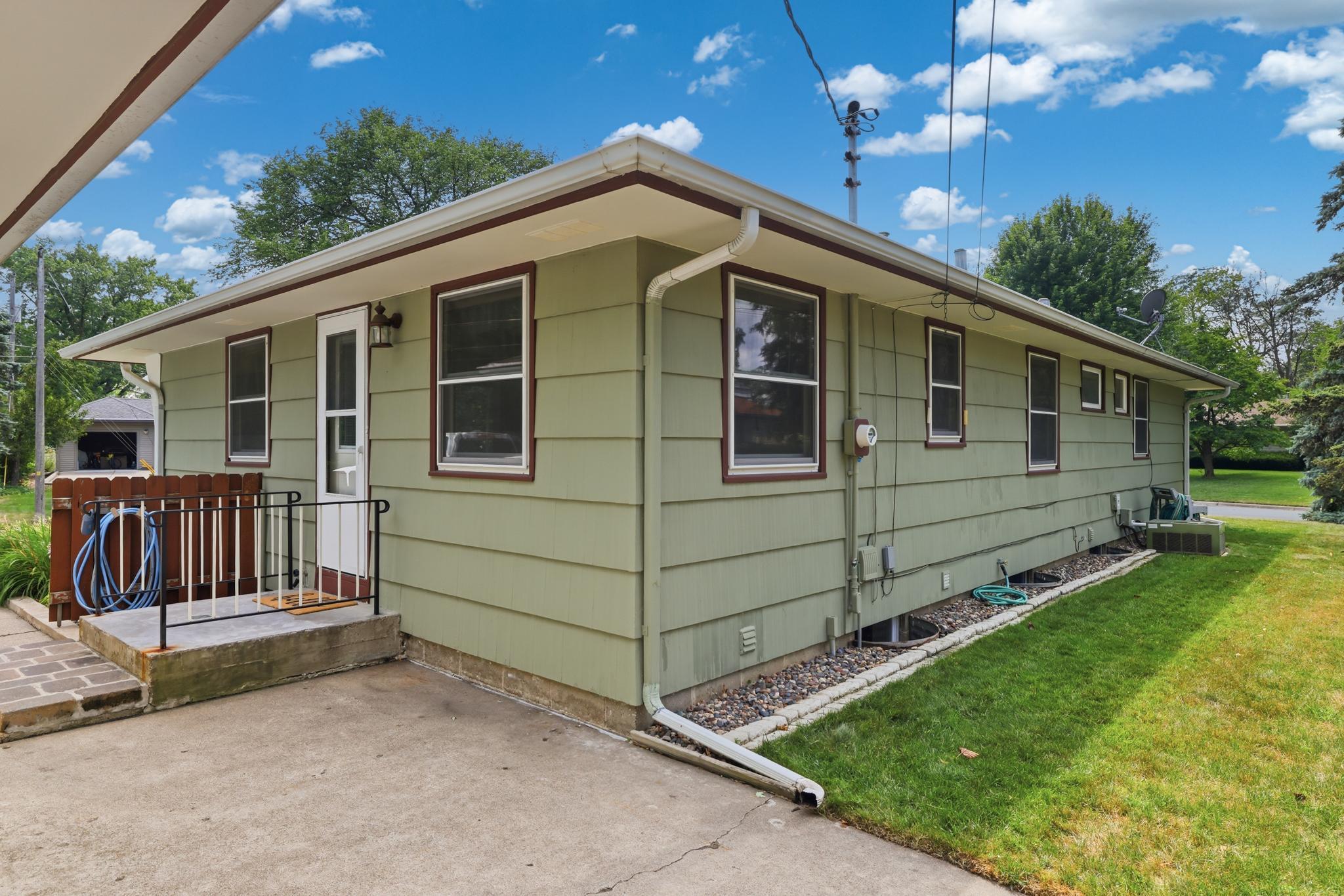 View of Residential at 3110 82nd Street, Bloomington MN 55431, Bloomington (31 of 35) - Mike Wilen | Minnesota Team Real Estate