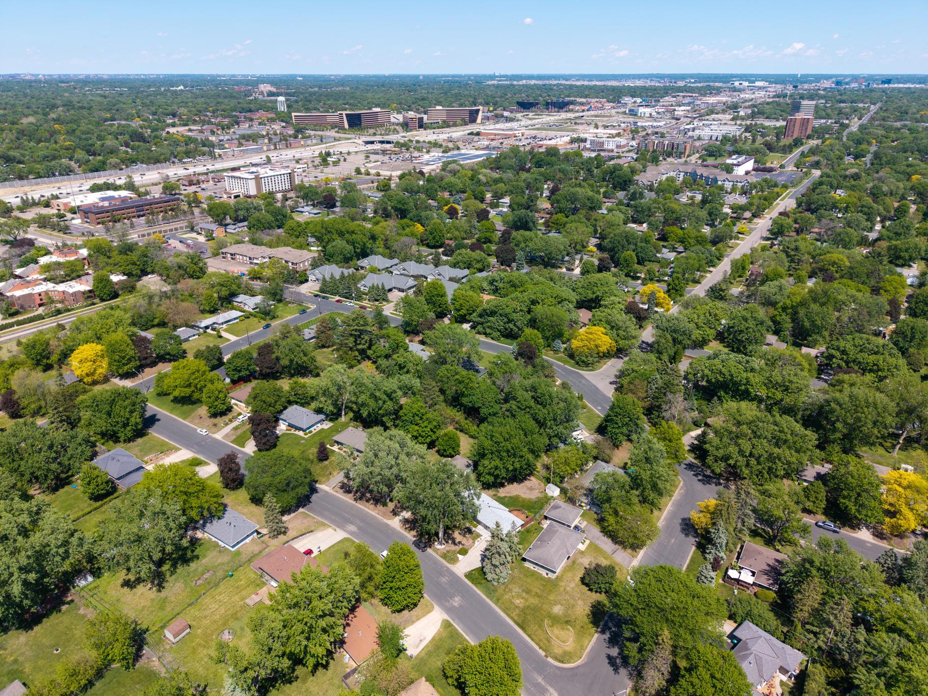 View of Residential at 3110 82nd Street, Bloomington MN 55431, Bloomington (35 of 35) - Mike Wilen | Minnesota Team Real Estate