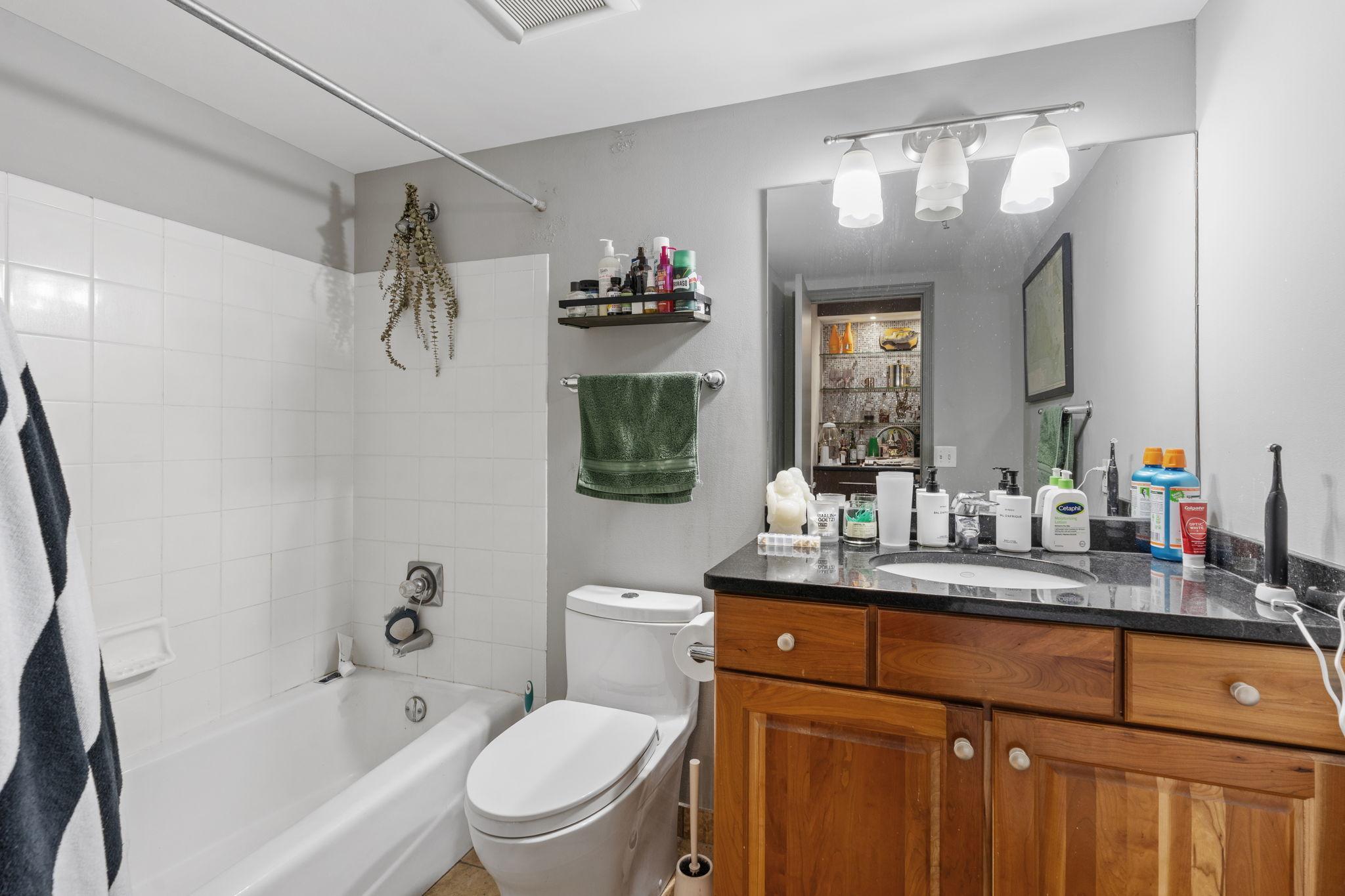 View of Residential at 401 1st Street #1702, Minneapolis MN 55401, Minneapolis (30 of 45) - Mike Wilen | Minnesota Team Real Estate