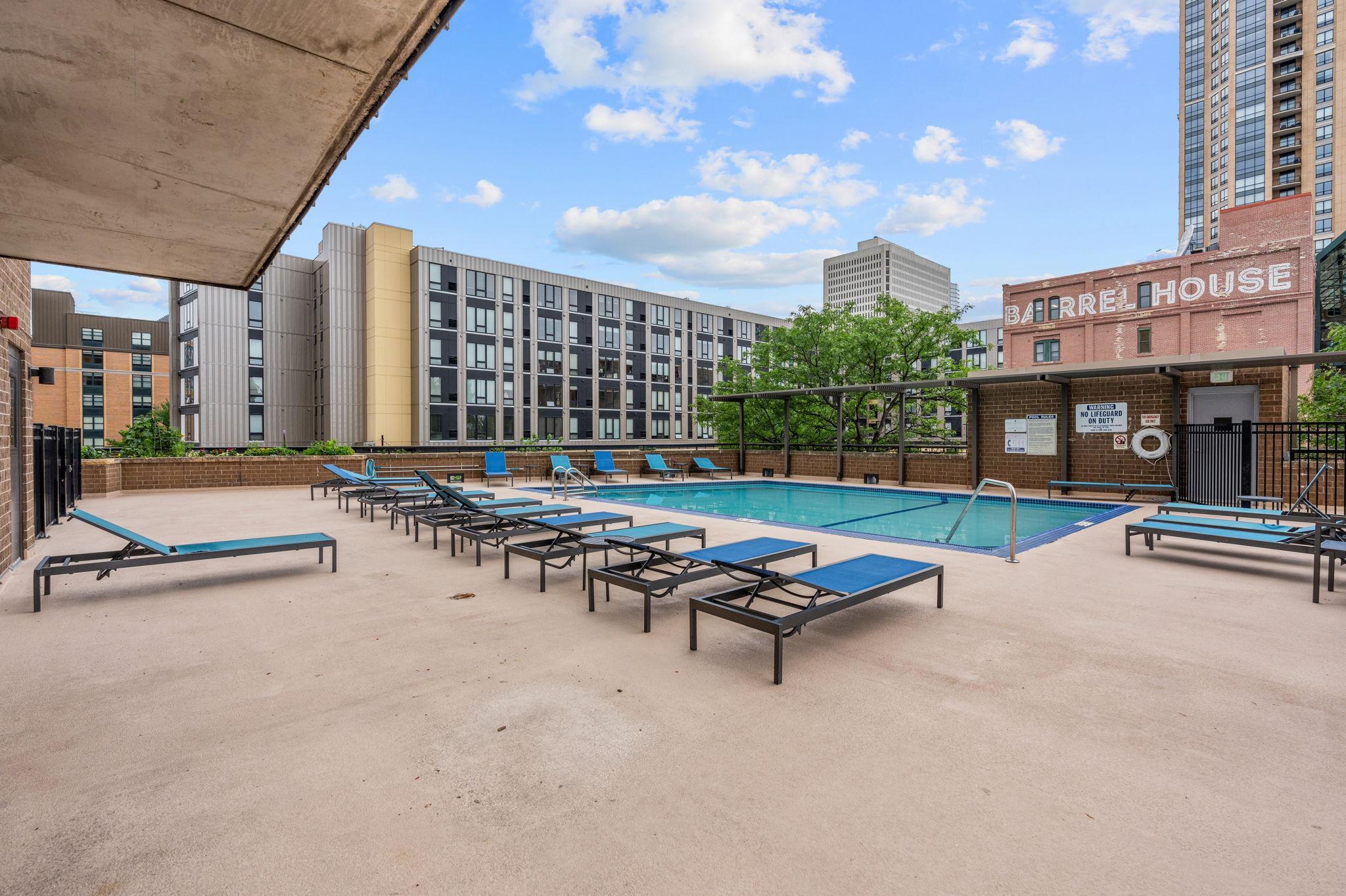 View of Residential at 401 1st Street #1702, Minneapolis MN 55401, Minneapolis (37 of 45) - Mike Wilen | Minnesota Team Real Estate