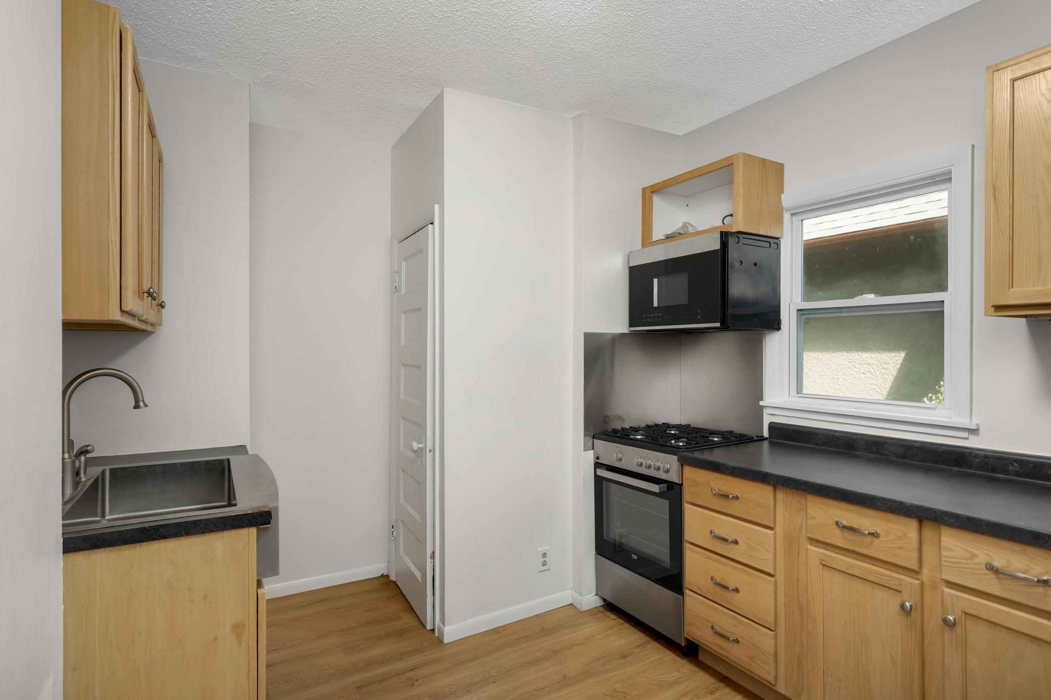 View of Residential at 4231 Wentworth Avenue, Minneapolis MN 55409, Minneapolis (11 of 41) - Mike Wilen | Minnesota Team Real Estate