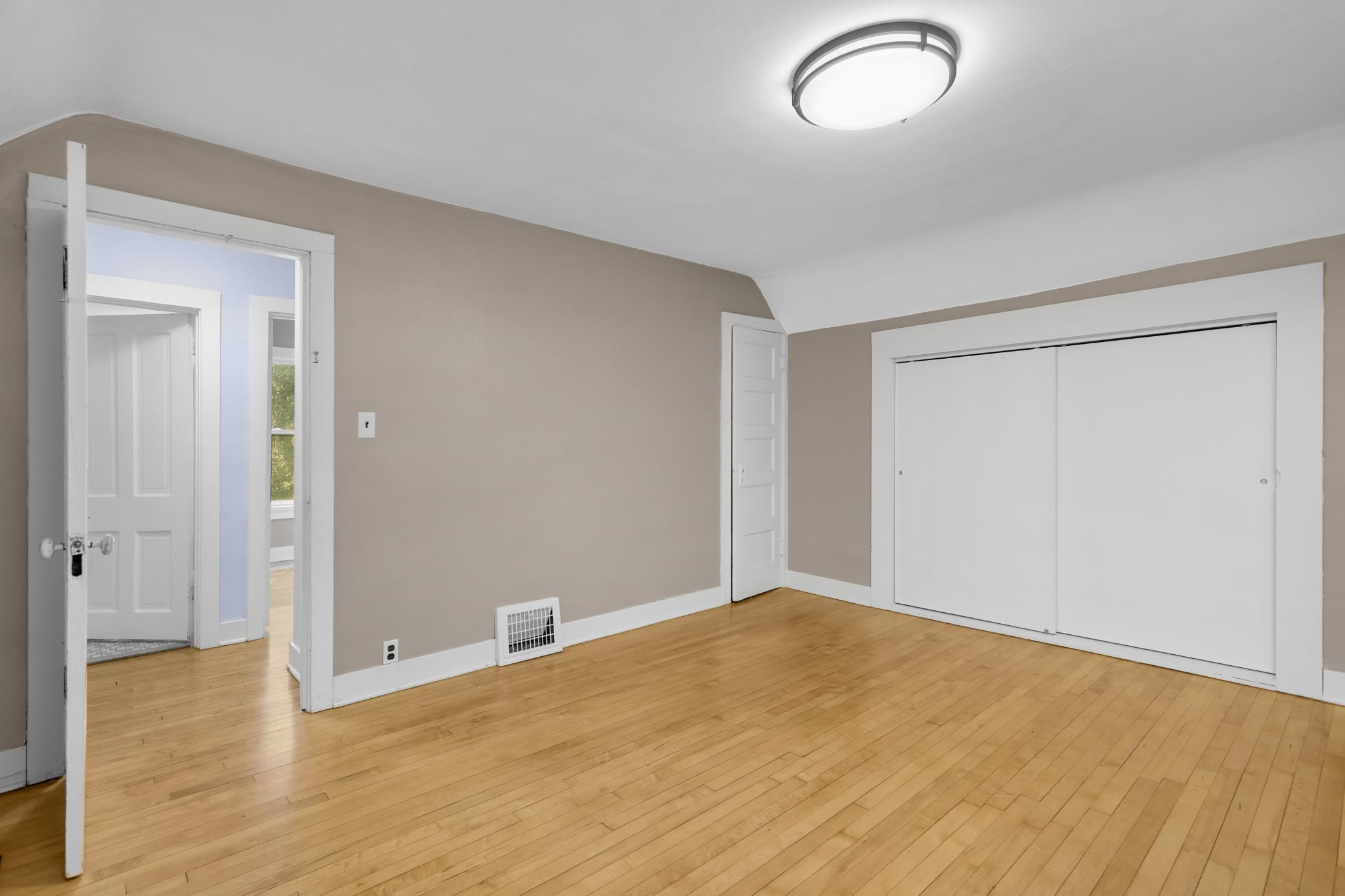 View of Residential at 4231 Wentworth Avenue, Minneapolis MN 55409, Minneapolis (18 of 41) - Mike Wilen | Minnesota Team Real Estate