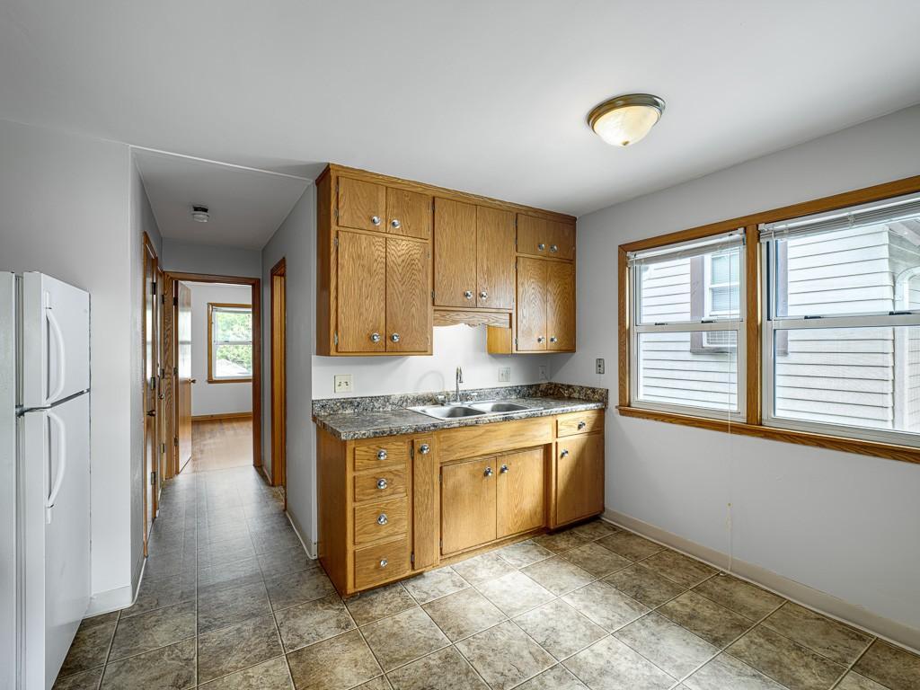 View of Residential Income at 1681 Dayton Avenue, Saint Paul MN 55104, Saint Paul (4 of 16) - Mike Wilen | Minnesota Team Real Estate