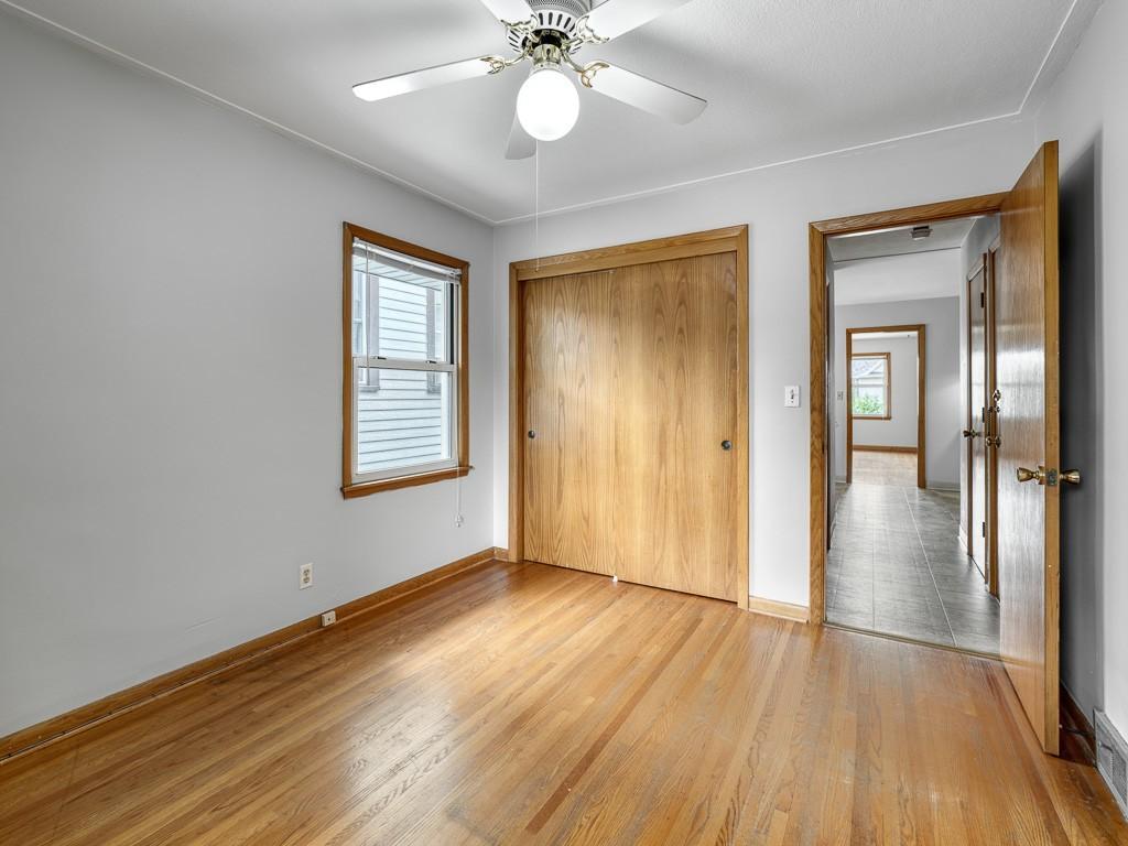 View of Residential Income at 1681 Dayton Avenue, Saint Paul MN 55104, Saint Paul (8 of 16) - Mike Wilen | Minnesota Team Real Estate