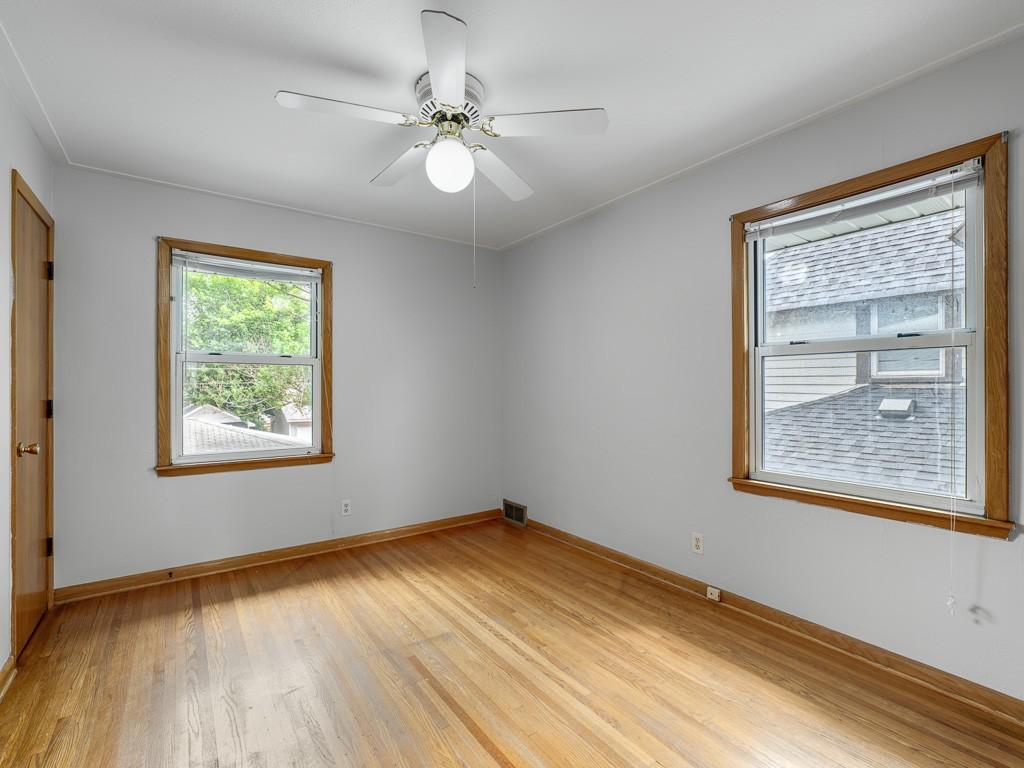 View of Residential Income at 1681 Dayton Avenue, Saint Paul MN 55104, Saint Paul (7 of 16) - Mike Wilen | Minnesota Team Real Estate