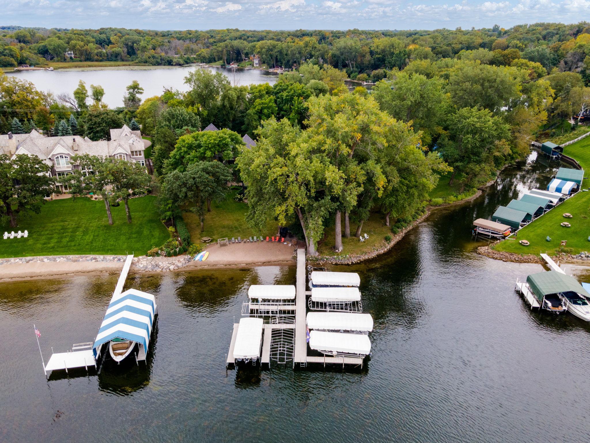 View of Residential at 6658 Smithtown Road, Excelsior MN 55331, Excelsior (45 of 51) - Mike Wilen | Minnesota Team Real Estate
