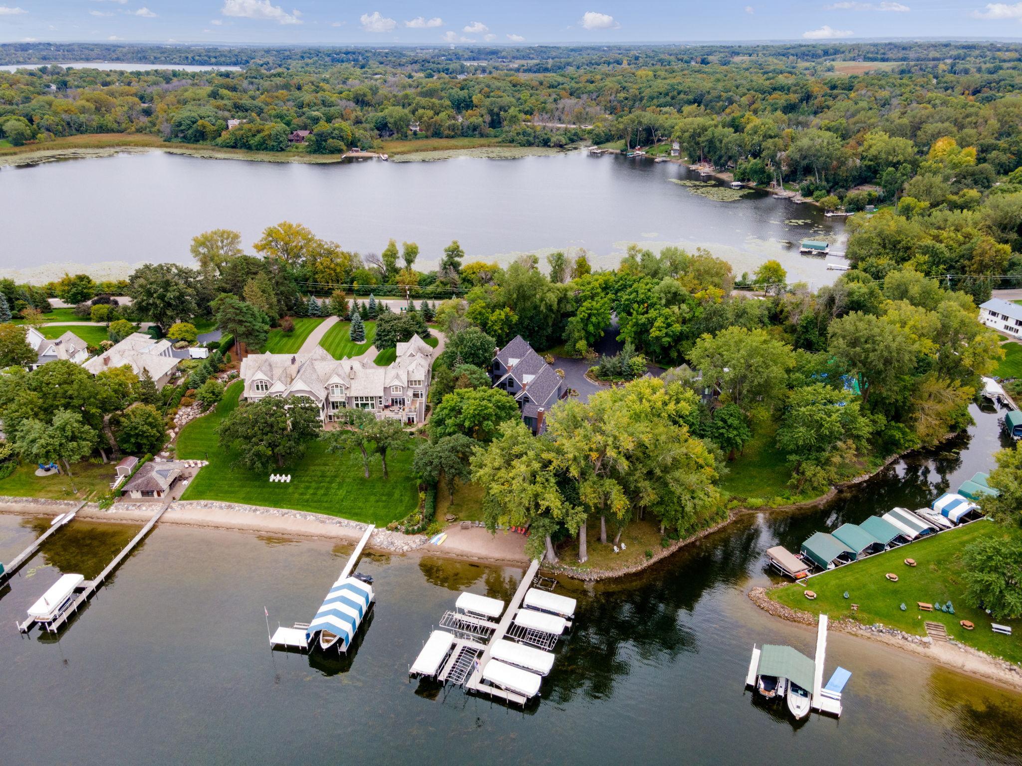 View of Residential at 6658 Smithtown Road, Excelsior MN 55331, Excelsior (43 of 51) - Mike Wilen | Minnesota Team Real Estate
