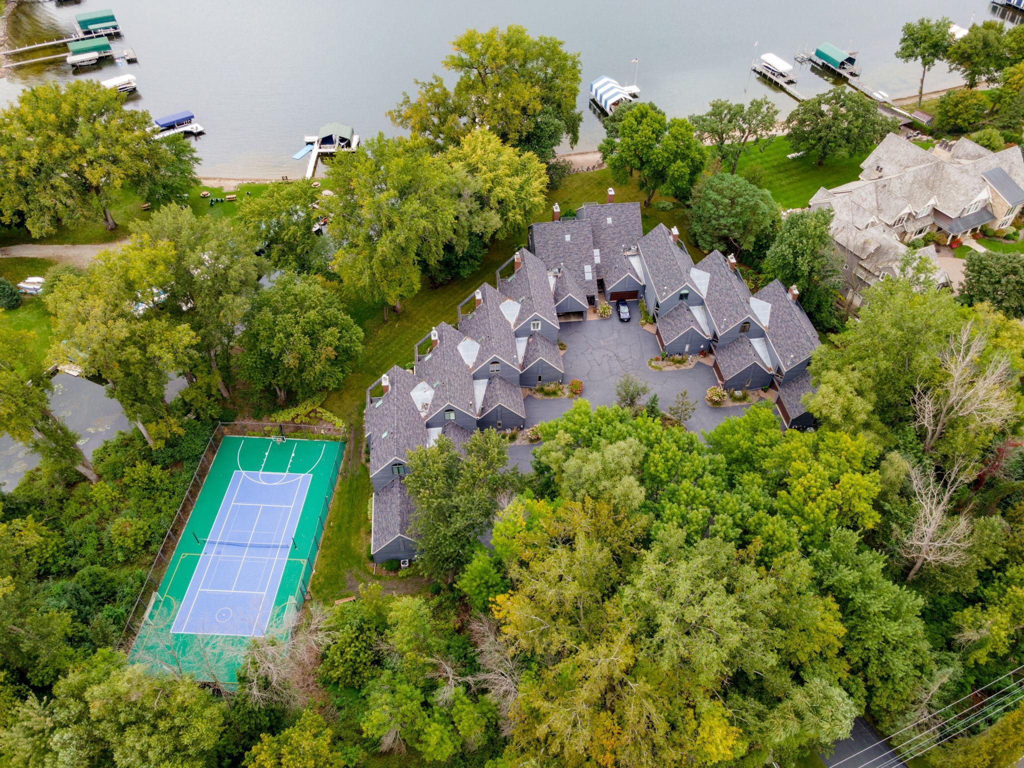 View of Residential at 6658 Smithtown Road, Excelsior MN 55331, Excelsior (40 of 51) - Mike Wilen | Minnesota Team Real Estate