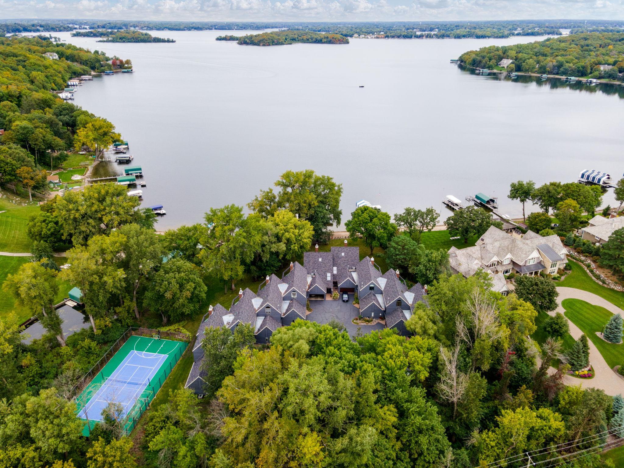 View of Residential at 6658 Smithtown Road, Excelsior MN 55331, Excelsior (38 of 51) - Mike Wilen | Minnesota Team Real Estate