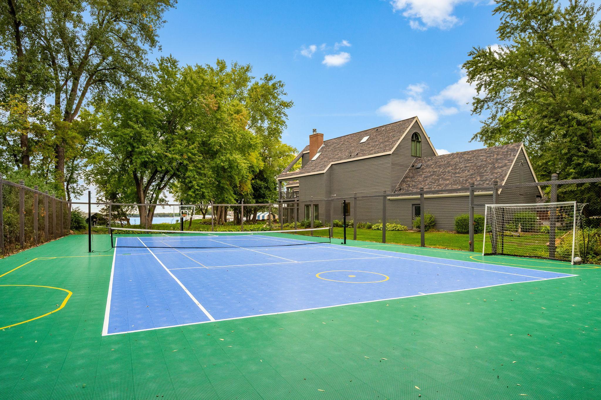 View of Residential at 6658 Smithtown Road, Excelsior MN 55331, Excelsior (37 of 51) - Mike Wilen | Minnesota Team Real Estate