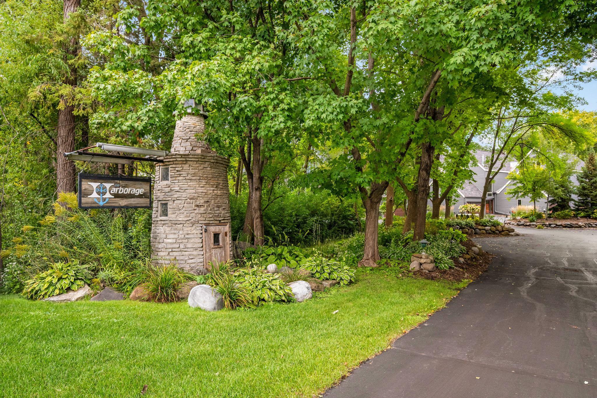 View of Residential at 6658 Smithtown Road, Excelsior MN 55331, Excelsior (32 of 51) - Mike Wilen | Minnesota Team Real Estate