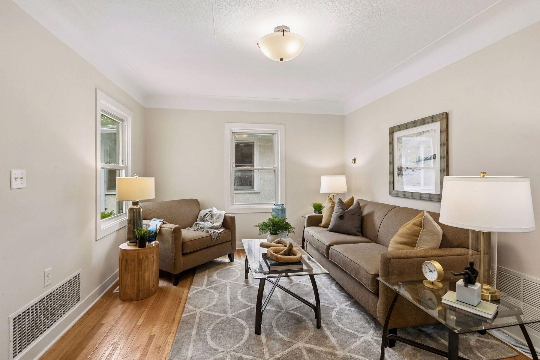 View of Residential at 3243 Washburn Avenue, Minneapolis MN 55412, Minneapolis (8 of 30) - Mike Wilen | Minnesota Team Real Estate