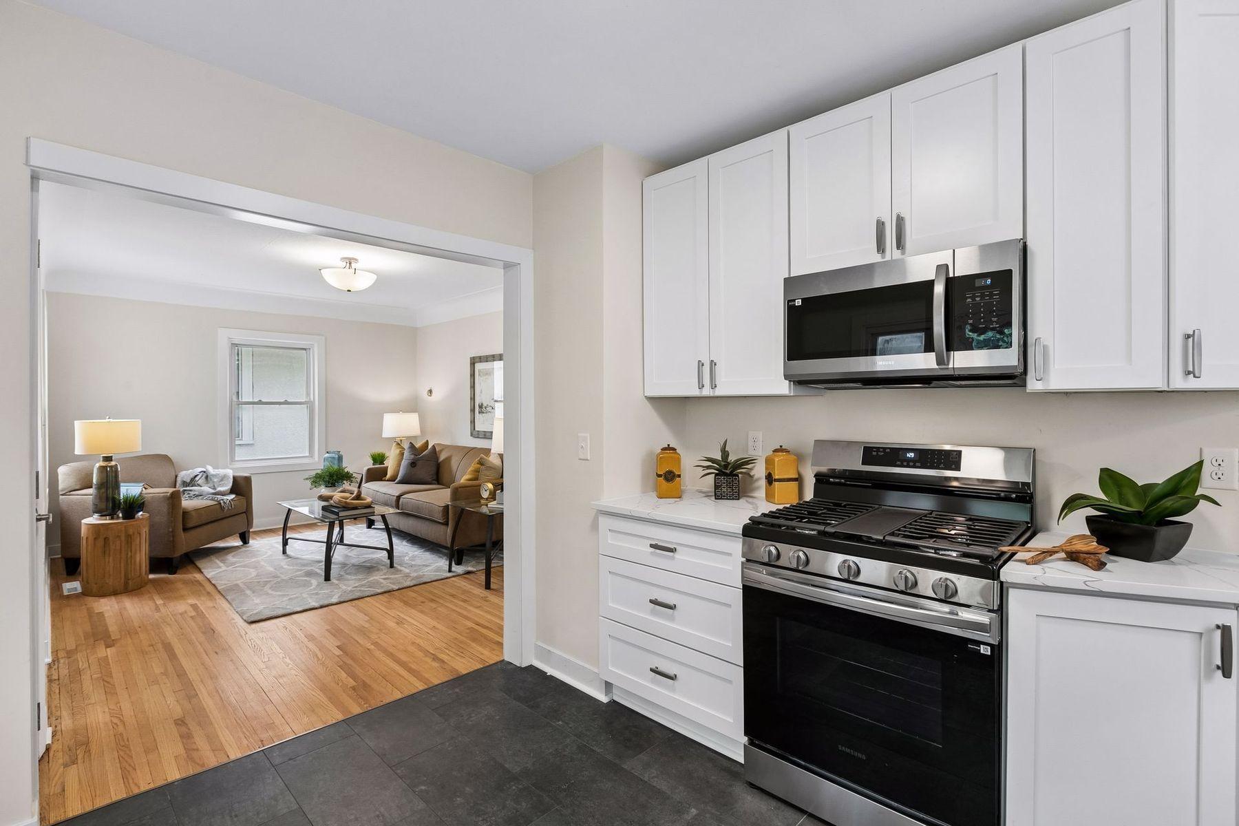 View of Residential at 3243 Washburn Avenue, Minneapolis MN 55412, Minneapolis (14 of 30) - Mike Wilen | Minnesota Team Real Estate