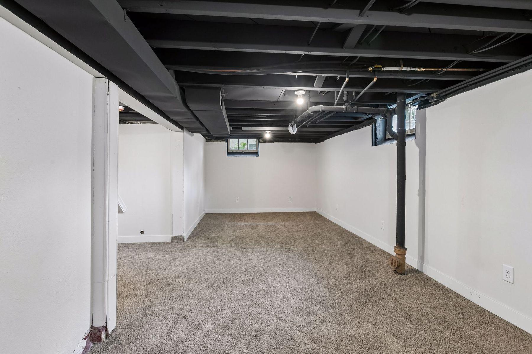 View of Residential at 3243 Washburn Avenue, Minneapolis MN 55412, Minneapolis (25 of 30) - Mike Wilen | Minnesota Team Real Estate