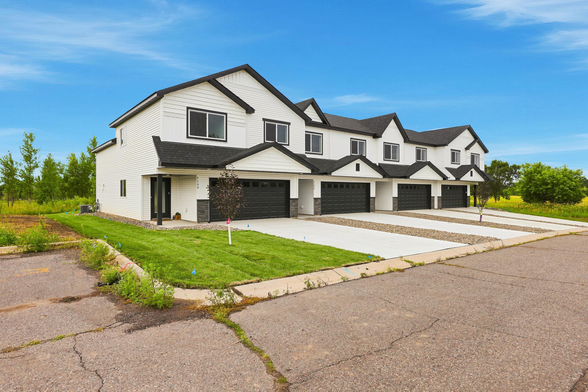 View of Residential at 1108 45th Avenue, Saint Cloud MN 56304, Saint Cloud (3 of 27) - Mike Wilen | Minnesota Team Real Estate