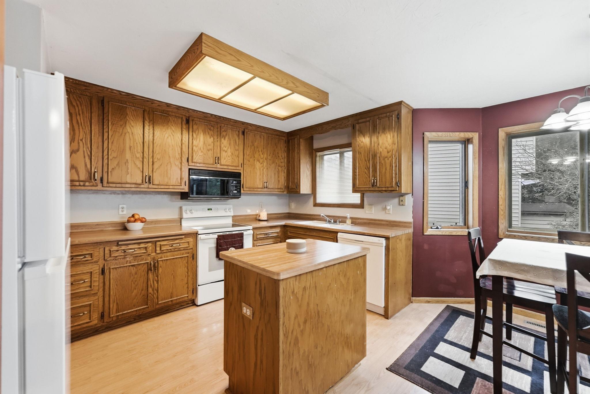 View of Residential at 3287 Spruce Trail, Prior Lake MN 55372, Prior Lake (4 of 51) - Mike Wilen | Minnesota Team Real Estate