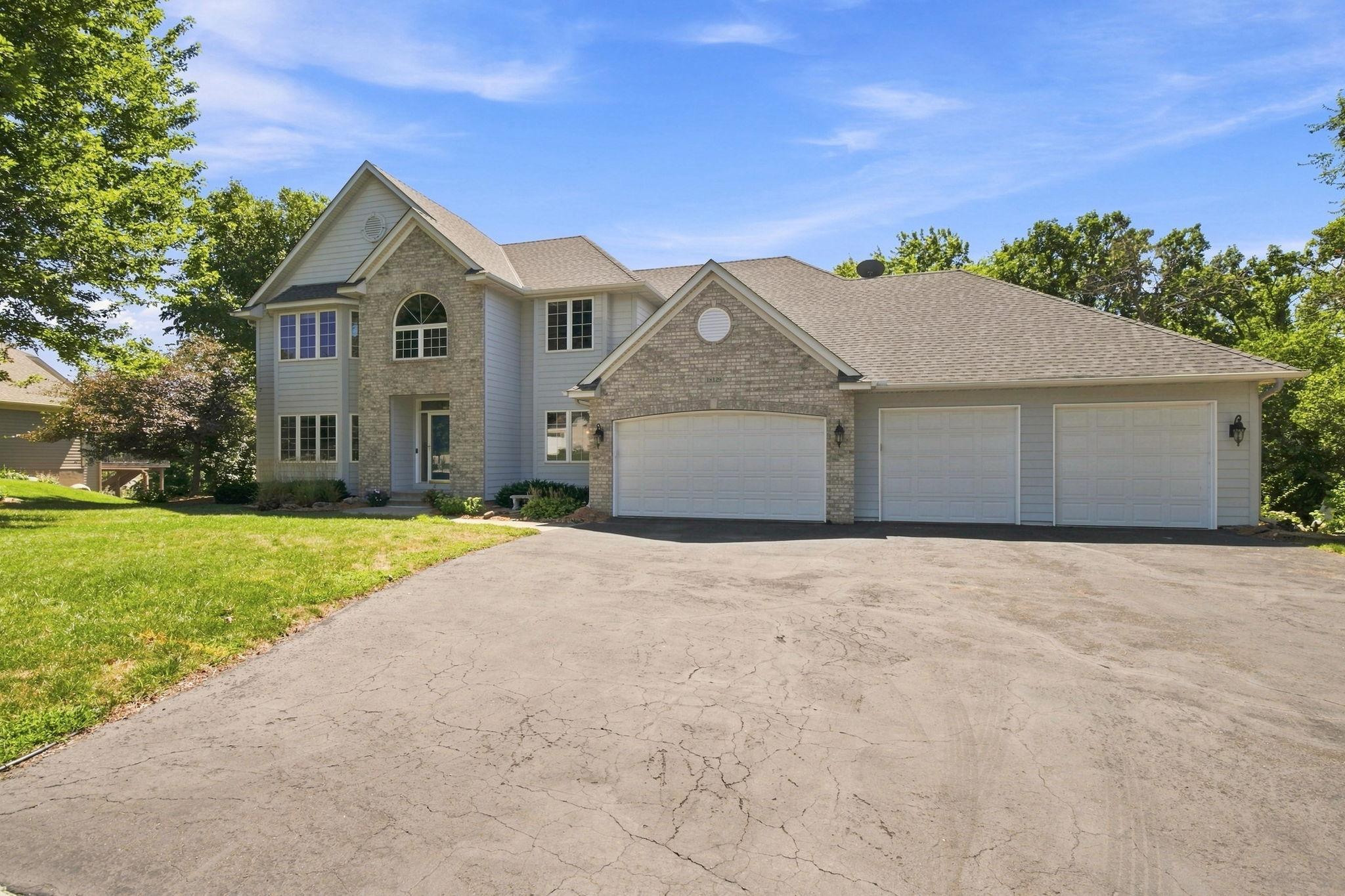 View of Residential at 18129 Jarl Court, Lakeville MN 55044, Lakeville (8 of 69) - Mike Wilen | Minnesota Team Real Estate