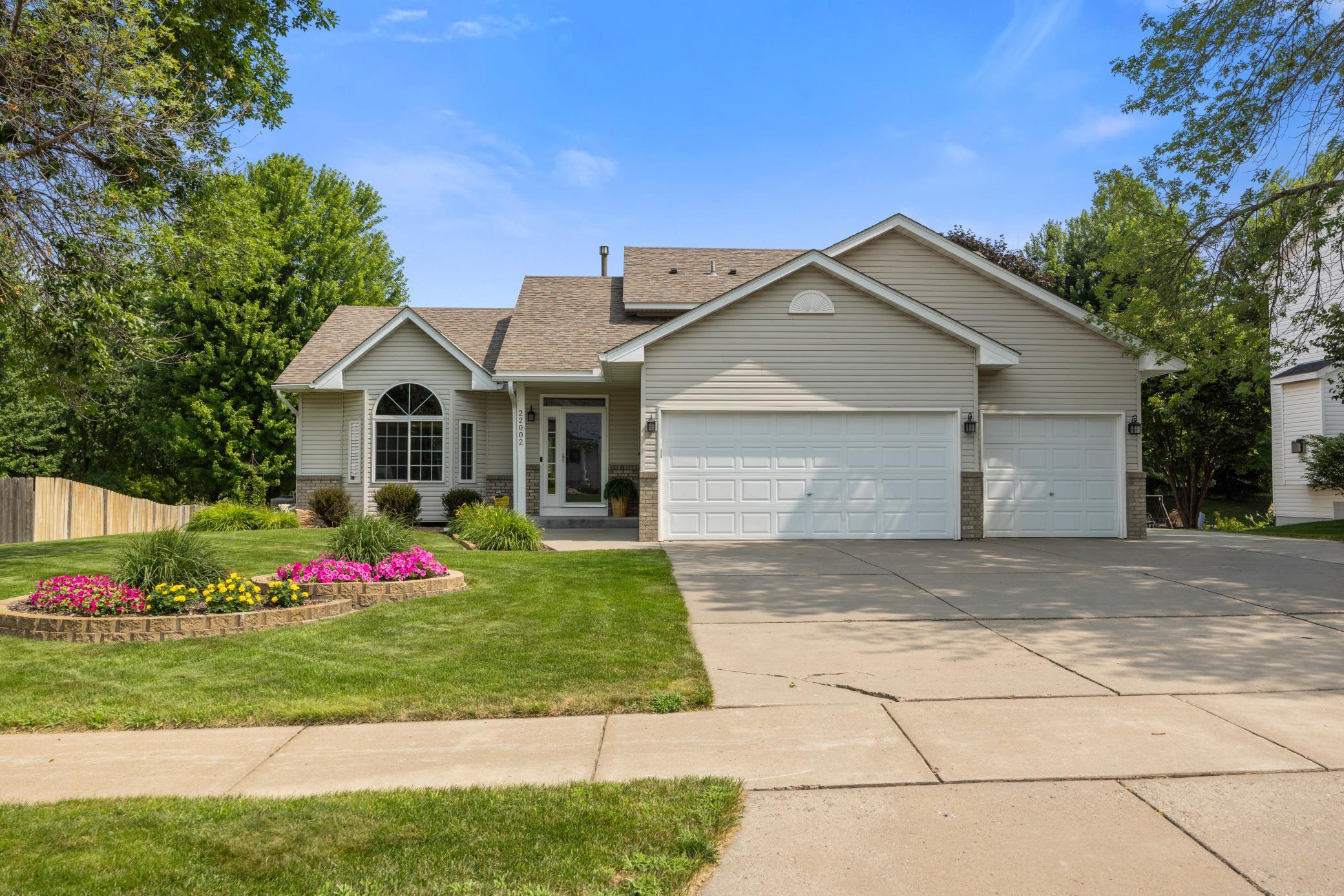 View of Residential at 22002 Elm Parkway, Rogers MN 55374, Rogers - Mike Wilen | Minnesota Team Real Estate