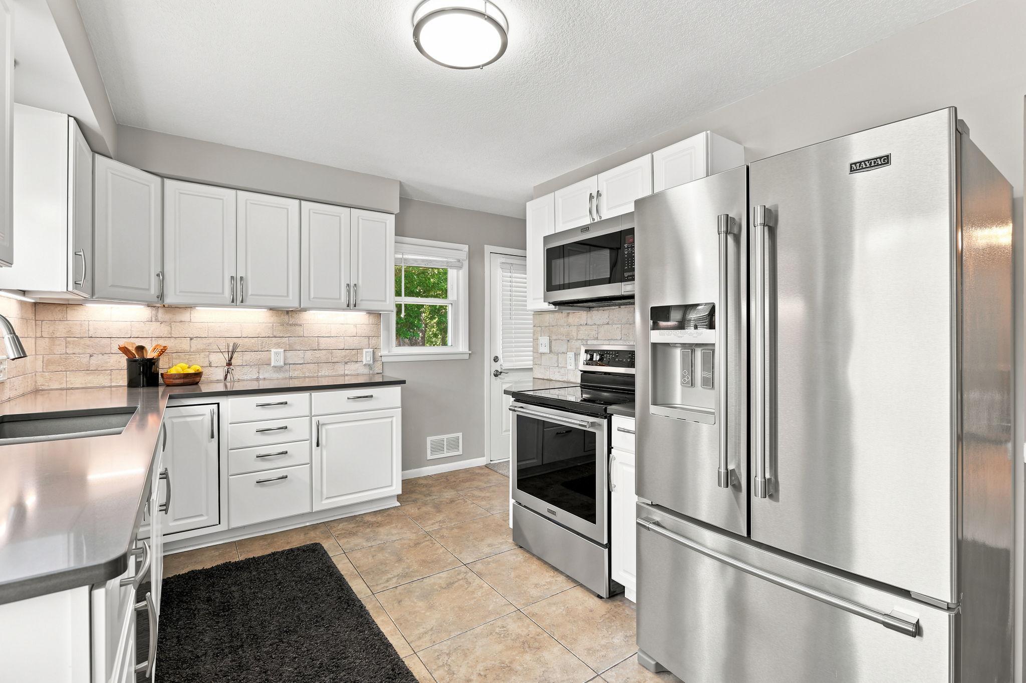 View of Residential at 917 Westwood Lane, Anoka MN 55303, Anoka (11 of 36) - Mike Wilen | Minnesota Team Real Estate