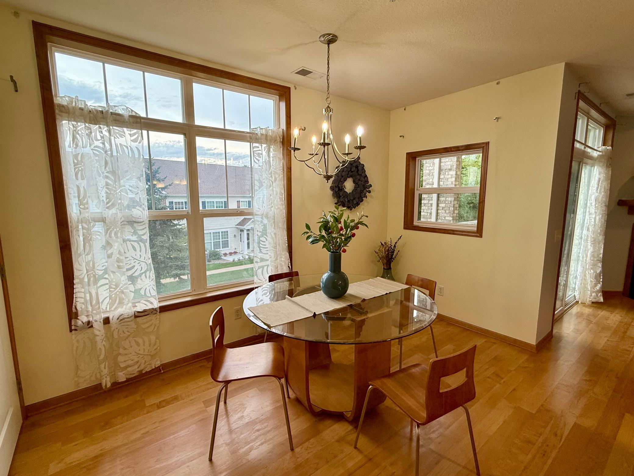 View of Residential at 1244 County Road D #102, Maplewood MN 55109, Maplewood (11 of 19) - Mike Wilen | Minnesota Team Real Estate