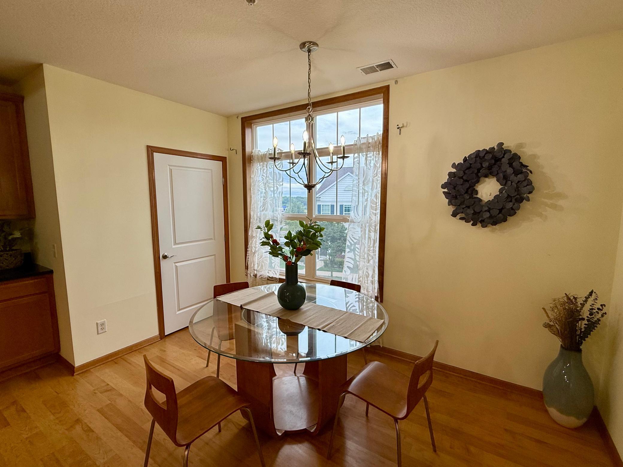View of Residential at 1244 County Road D #102, Maplewood MN 55109, Maplewood (12 of 19) - Mike Wilen | Minnesota Team Real Estate