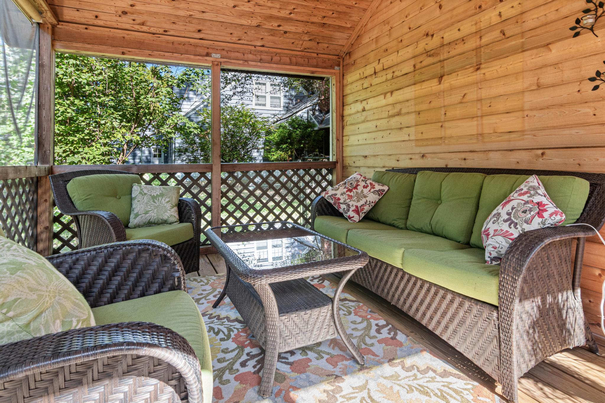 View of Residential at 1947 Arona Street, Roseville MN 55113, Roseville (30 of 45) - Mike Wilen | Minnesota Team Real Estate