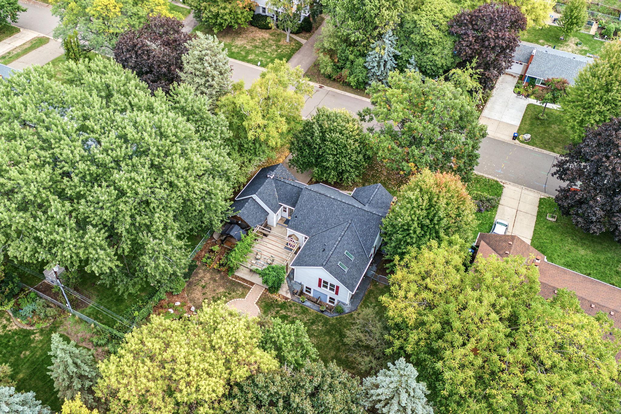 View of Residential at 1947 Arona Street, Roseville MN 55113, Roseville (39 of 45) - Mike Wilen | Minnesota Team Real Estate