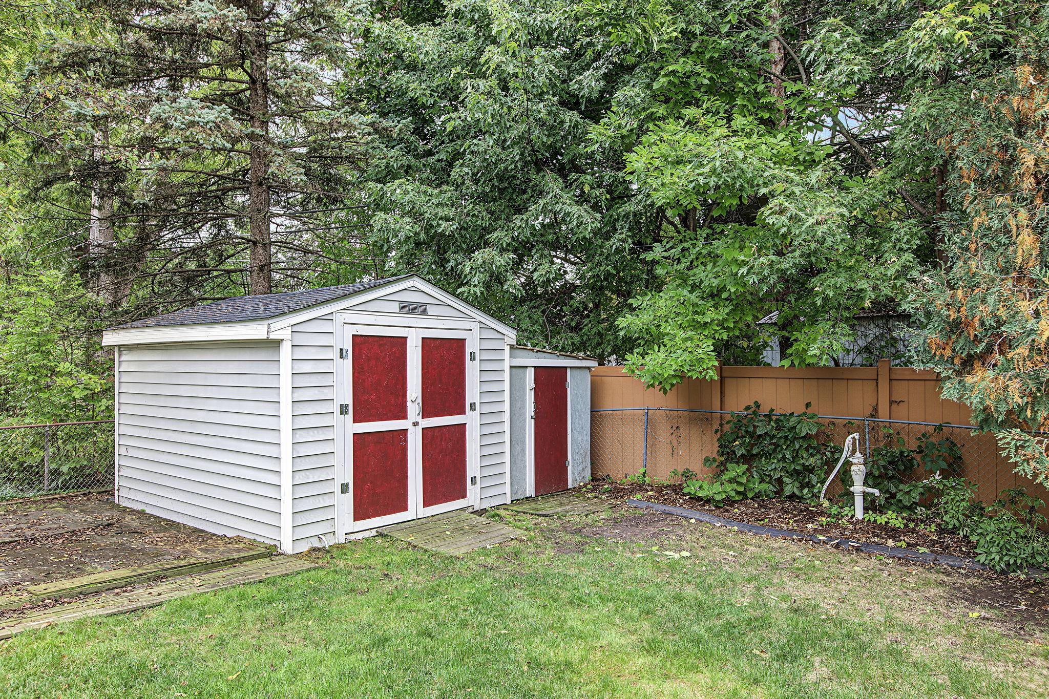 View of Residential at 1947 Arona Street, Roseville MN 55113, Roseville (37 of 45) - Mike Wilen | Minnesota Team Real Estate