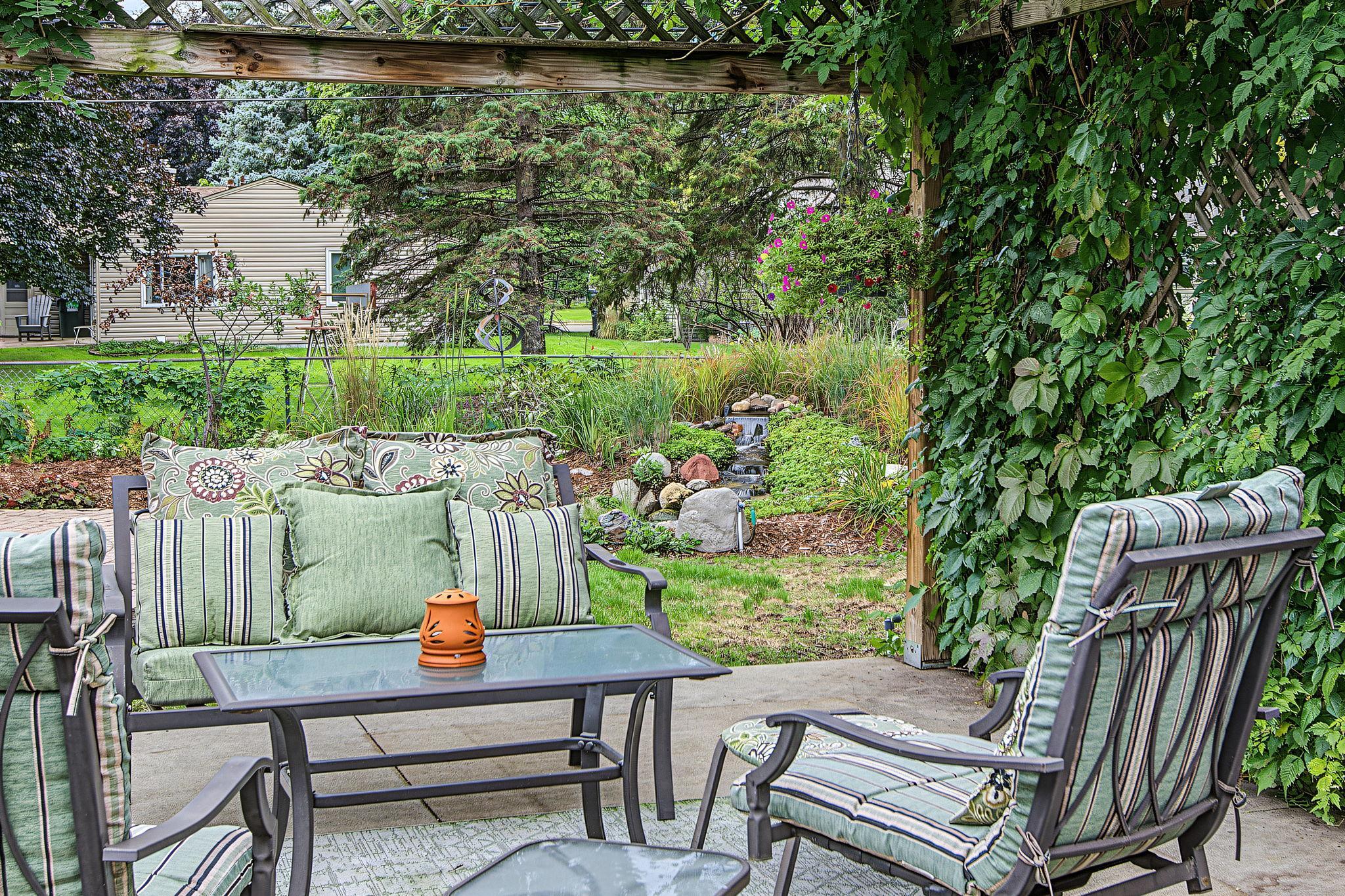 View of Residential at 1947 Arona Street, Roseville MN 55113, Roseville (35 of 45) - Mike Wilen | Minnesota Team Real Estate