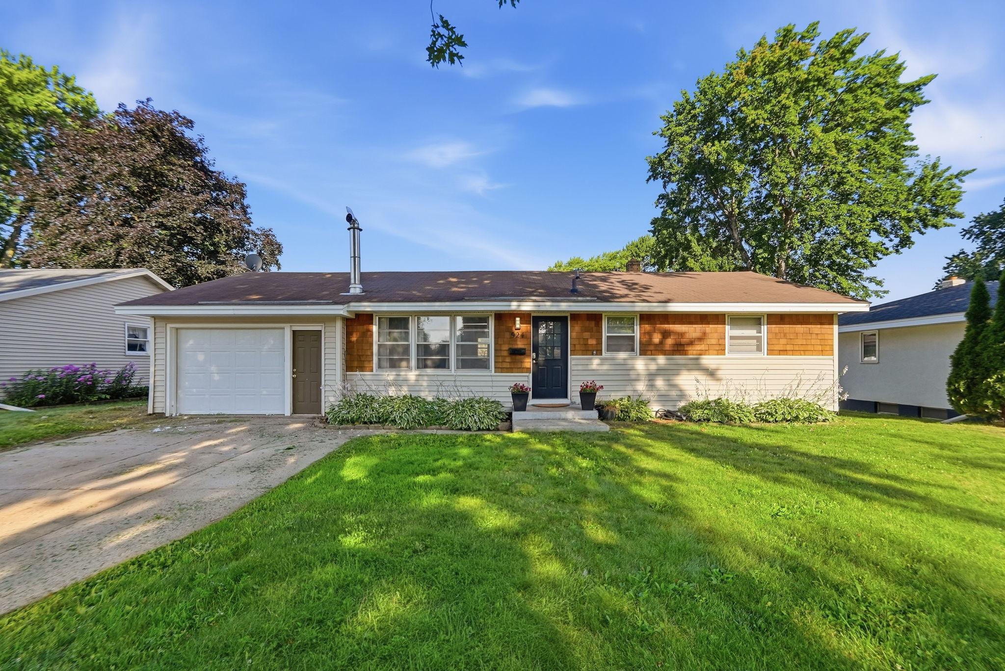 View of Residential at 924 Fuller Street, Shakopee MN 55379, Shakopee - Mike Wilen | Minnesota Team Real Estate