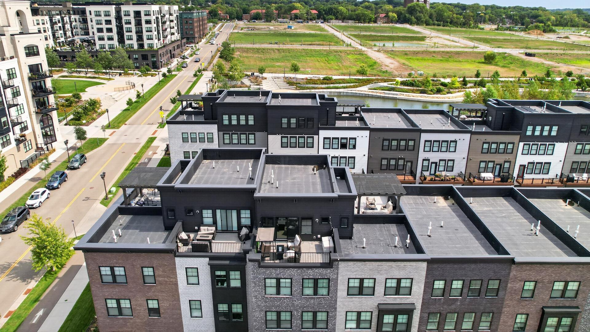 View of Residential at 850 Mount Curve Boulevard #C, Saint Paul MN 55116, Saint Paul (99 of 120) - Mike Wilen | Minnesota Team Real Estate