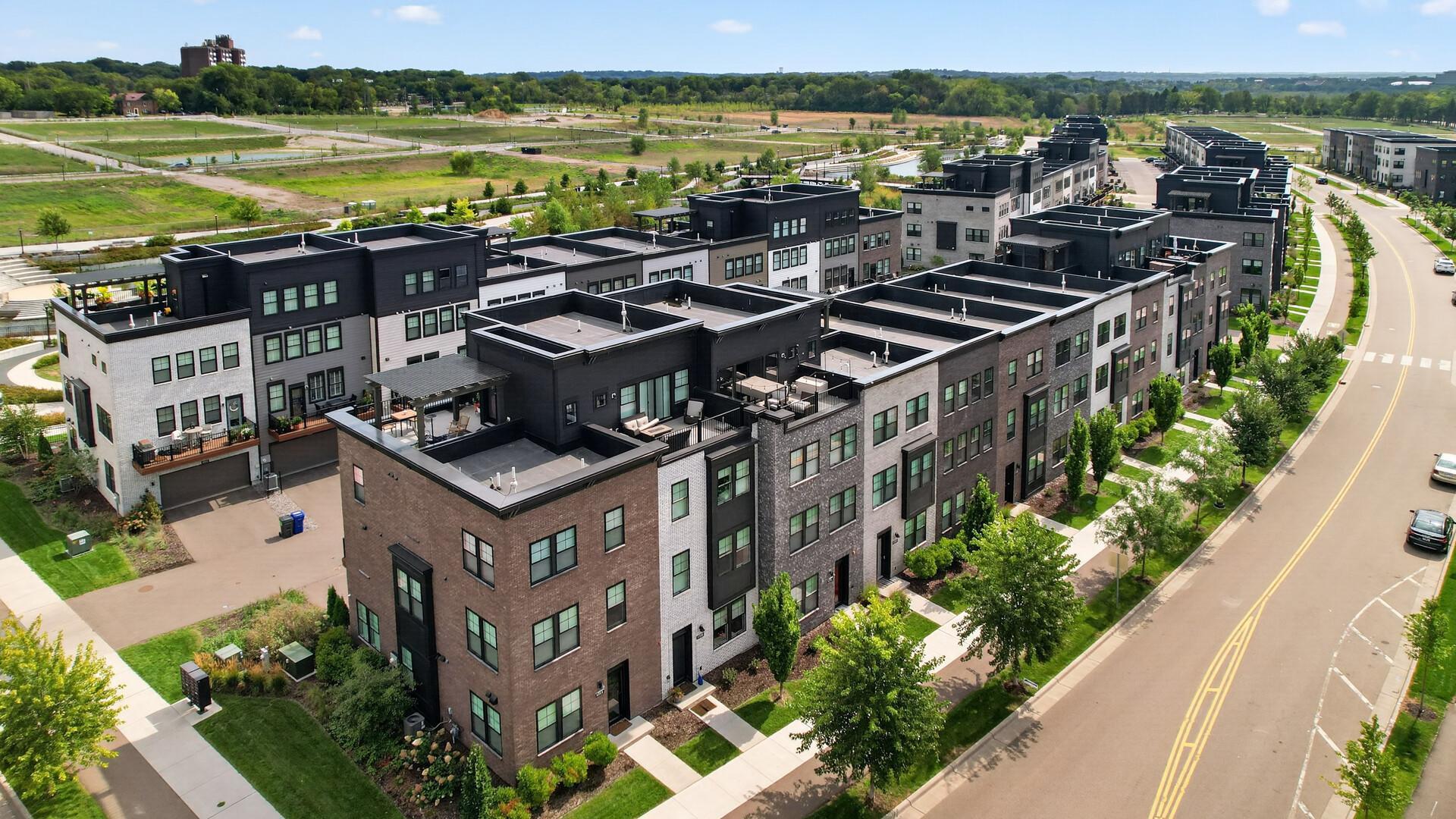 View of Residential at 850 Mount Curve Boulevard #C, Saint Paul MN 55116, Saint Paul (98 of 120) - Mike Wilen | Minnesota Team Real Estate