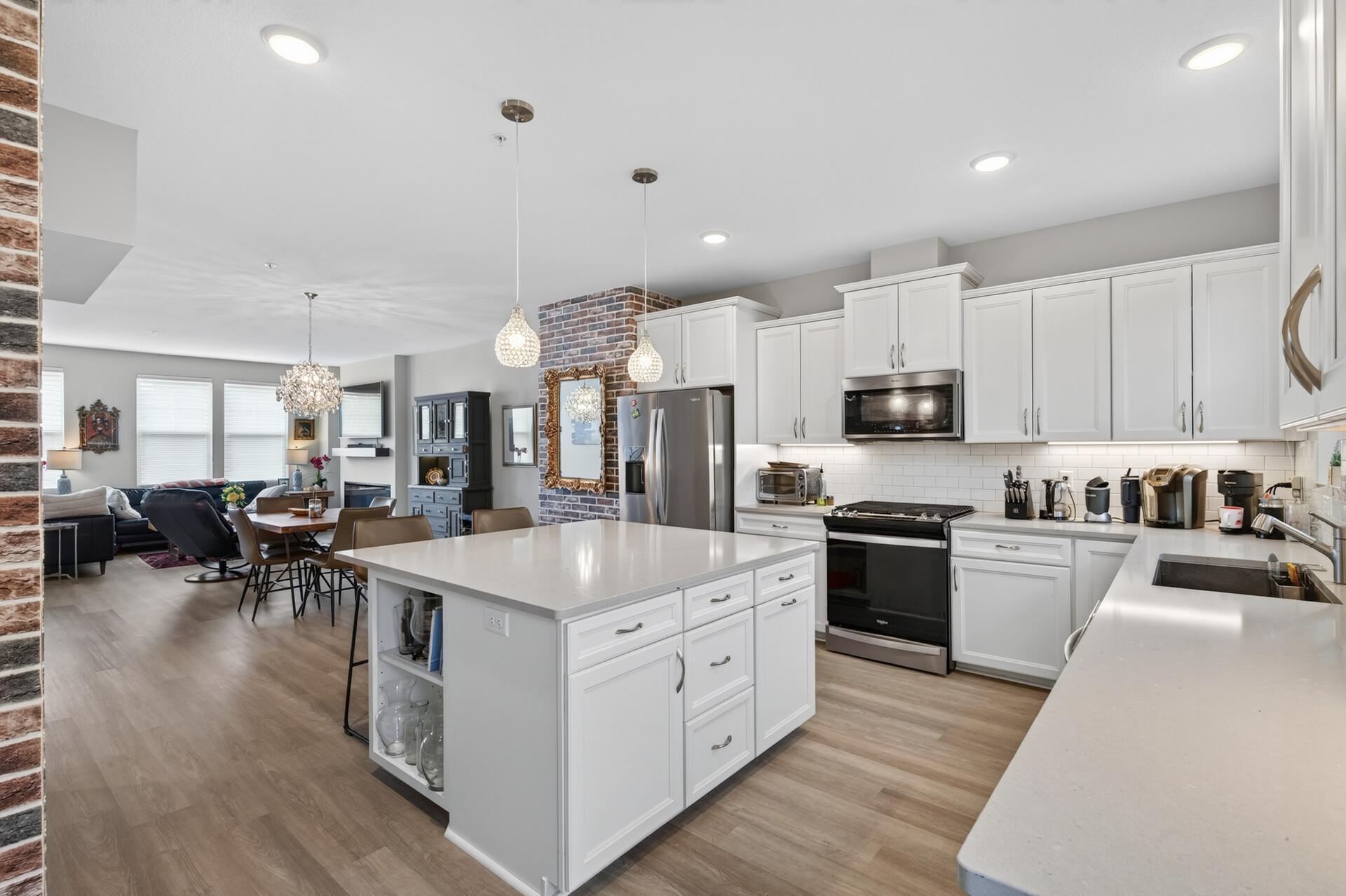 View of Residential at 850 Mount Curve Boulevard #C, Saint Paul MN 55116, Saint Paul (62 of 120) - Mike Wilen | Minnesota Team Real Estate