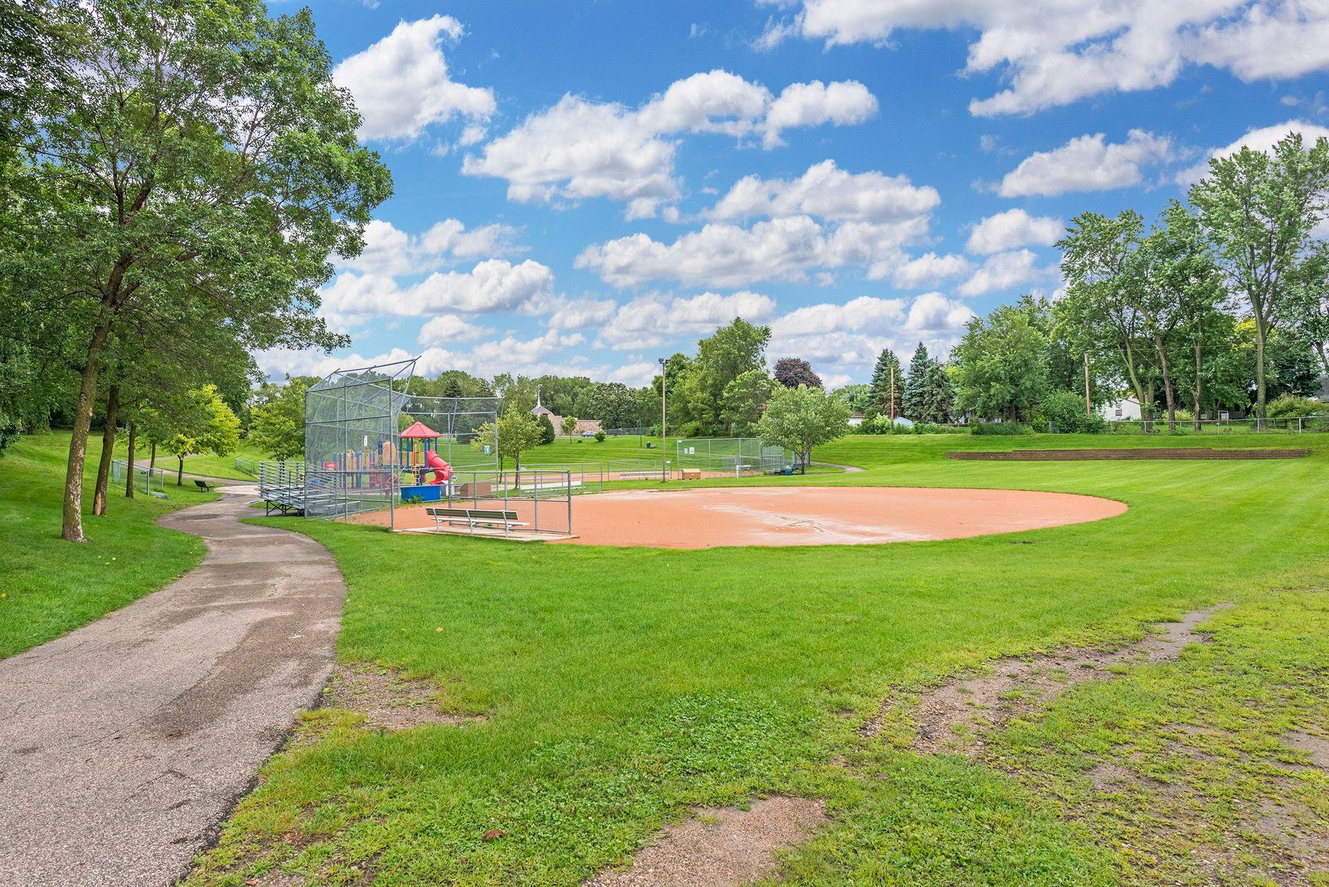 View of Residential at 3104 Silver Lake Road, Saint Anthony MN 55418, Saint Anthony (40 of 41) - Mike Wilen | Minnesota Team Real Estate