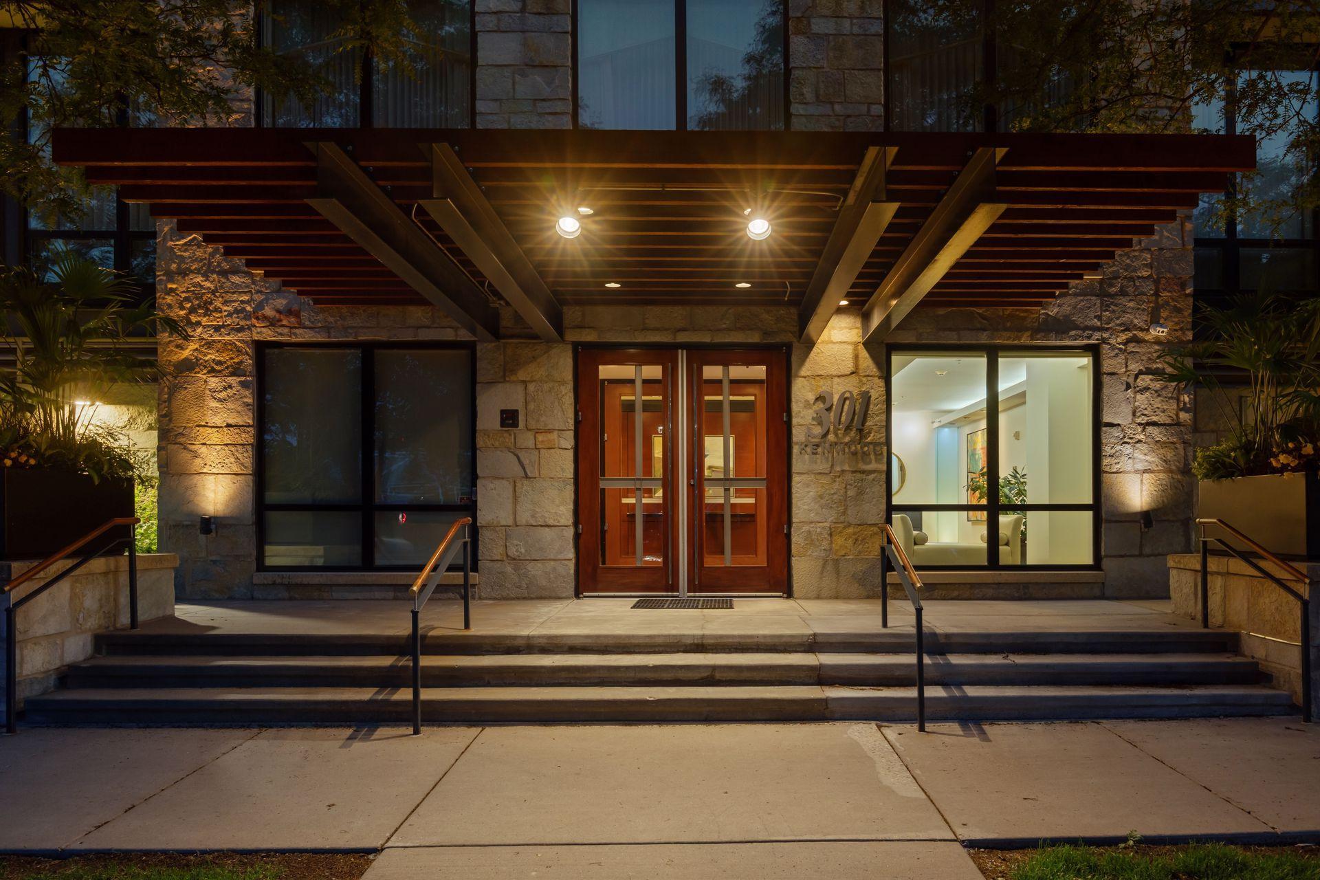 View of Residential at 301 Kenwood Parkway #600, Minneapolis MN 55403, Minneapolis (35 of 43) - Mike Wilen | Minnesota Team Real Estate